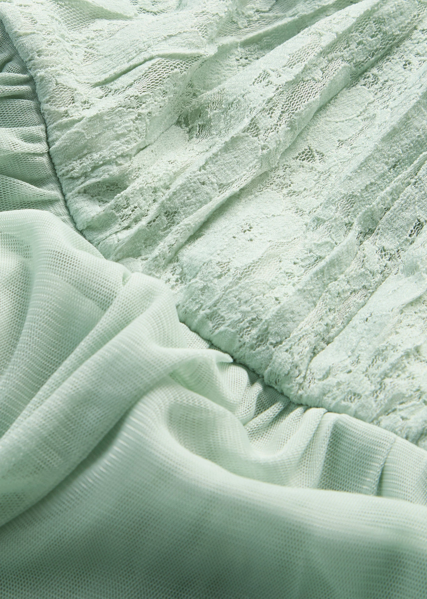 High-low jurk van zacht tule en kant • kristalmint • bonprix online shop