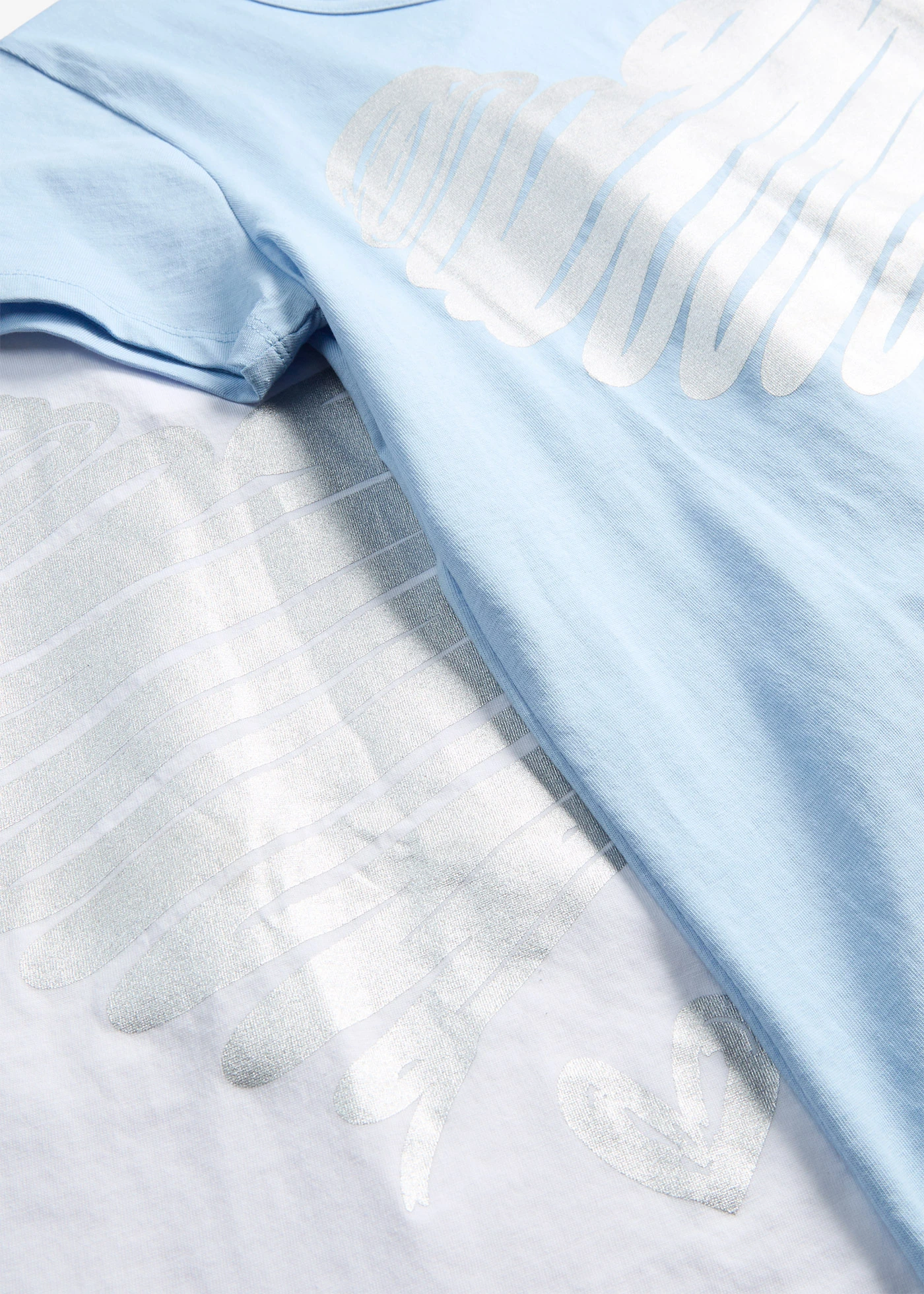 Lot de 2 T-shirts • bleu clair-blanc • Boutique bonprix