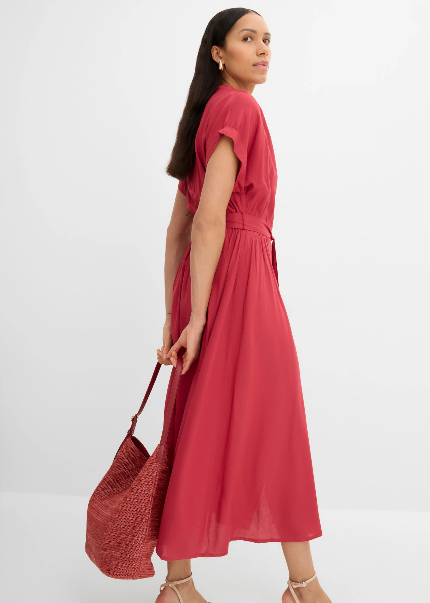 Košeľové šaty z padavej viskózy • čerešňovo červená • obchod bonprix