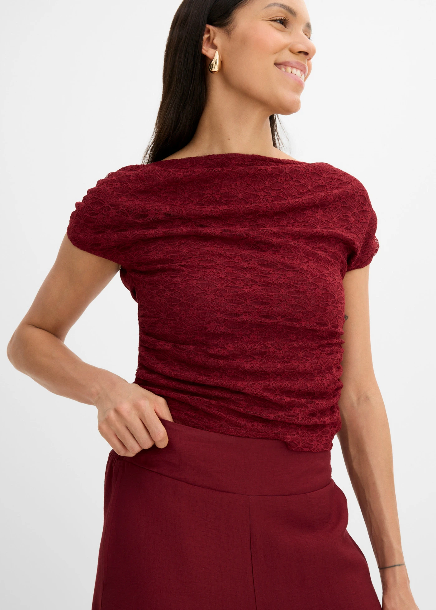 Jupe-culotte en viscose mélangée • rouge rubis • Boutique bonprix