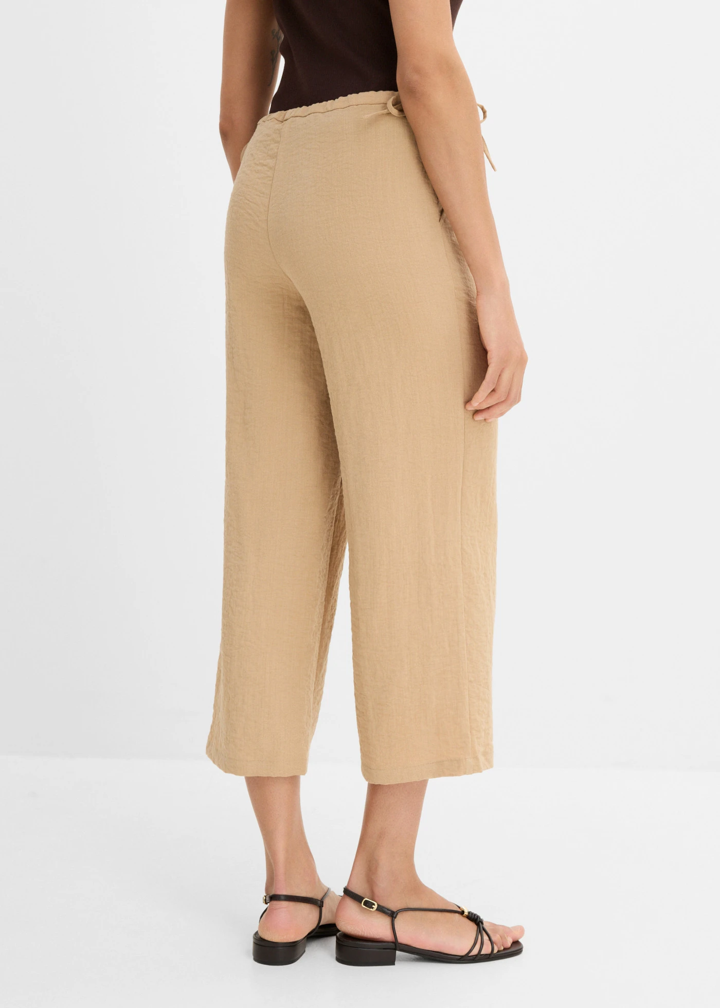 Pantalon large en viscose mélangée • camel mat • Boutique bonprix