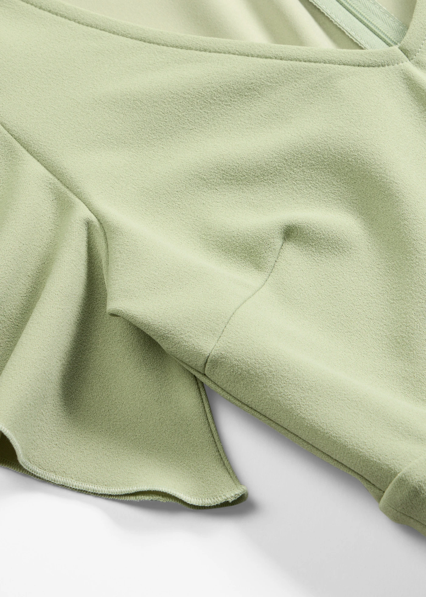 Overal ze strukturovaného krepu • světle zelená plus size • bonprix obchod