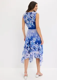 Robe en mousseline avec ceinture à nouer et jupe à pans • bleu floral • Boutique bonprix