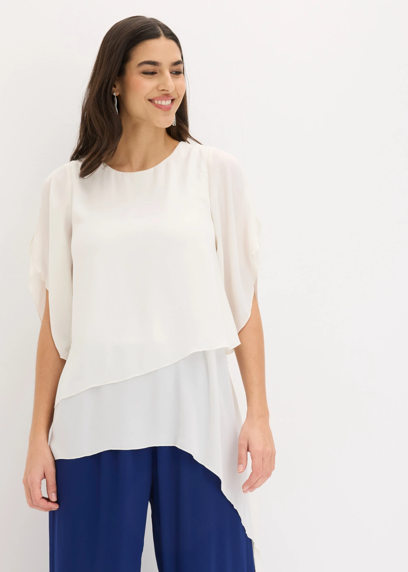 Blouse à pans, look superposé • écru • Boutique bonprix