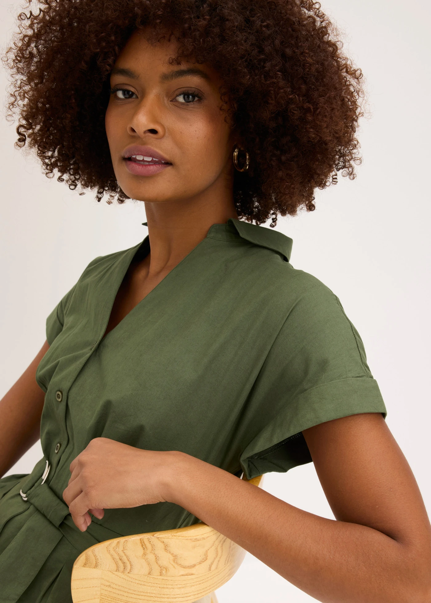 Jumpsuit met strikceintuur • donkerolijfgroen • bonprix online shop