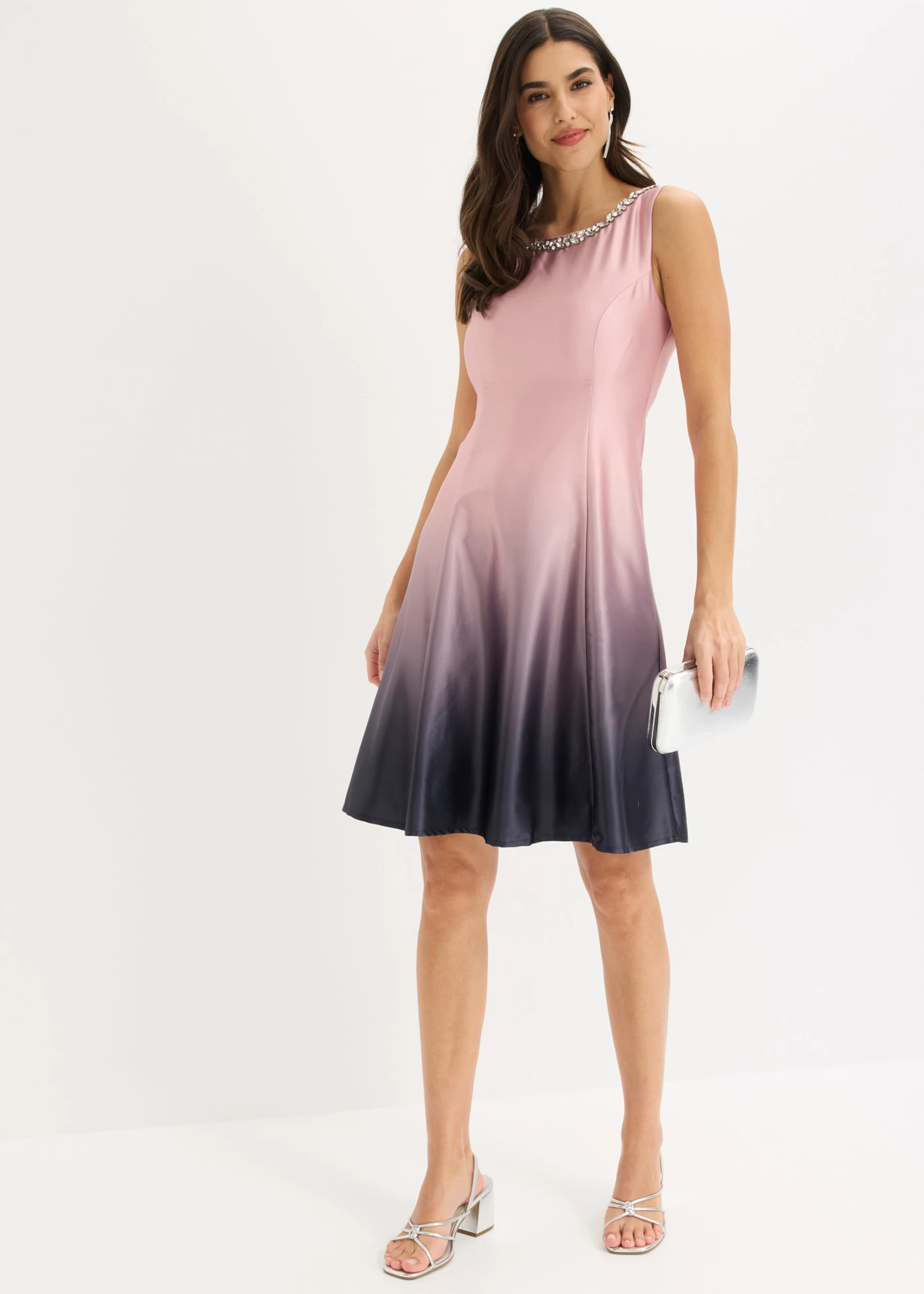 Rochie mini din satin lucios • roz pal/negru cu imprimeu • magazin bonprix