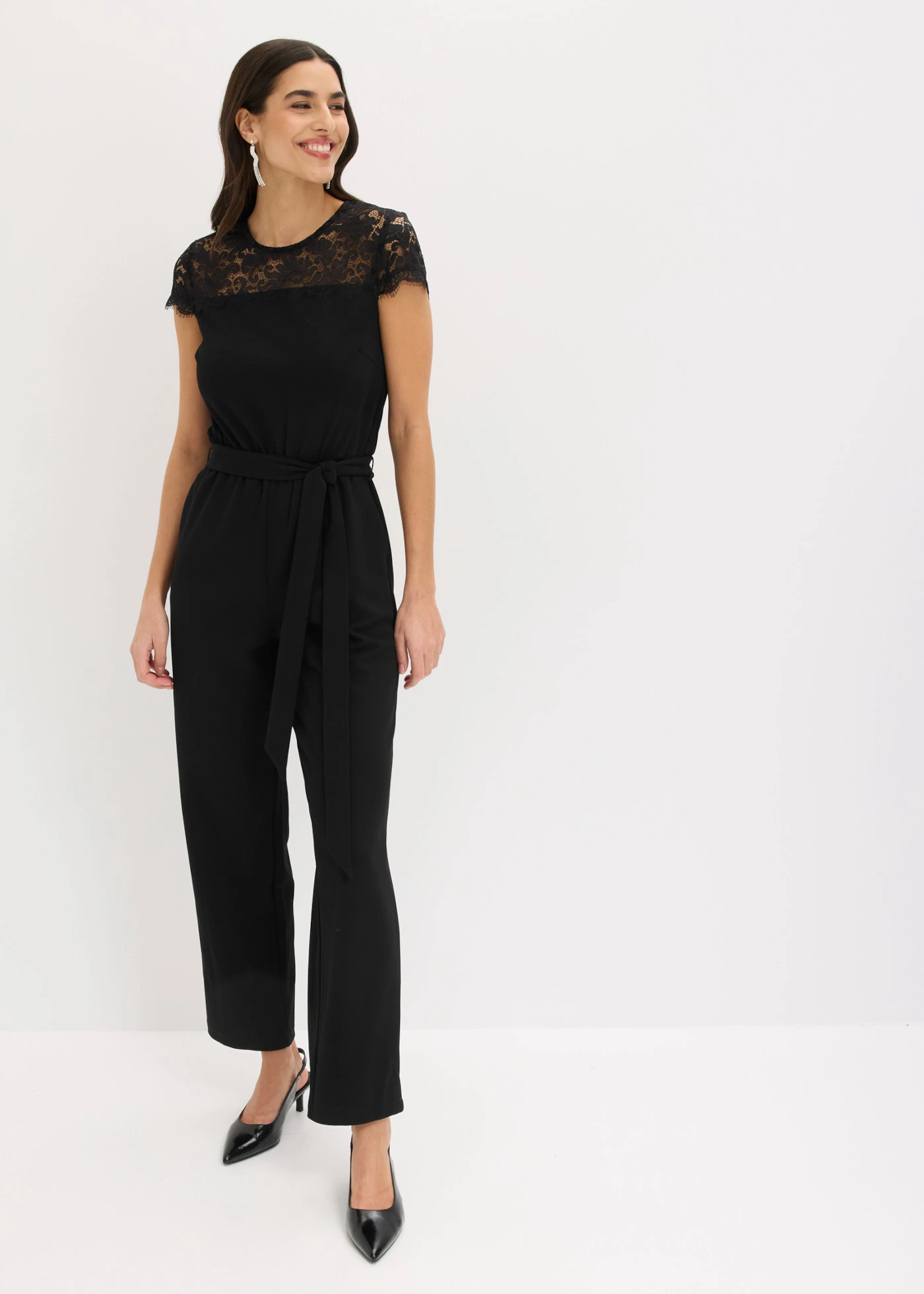 Salopetă din jerse fin cu dantelă • negru • magazin bonprix