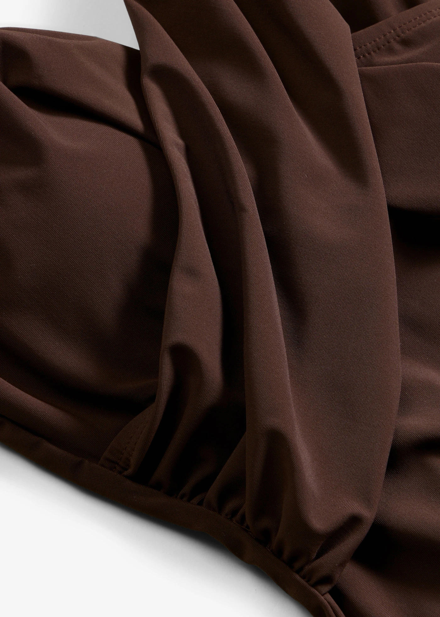Maillot 1 pièce sculptant • marron foncé • product-page.page-title-suffix