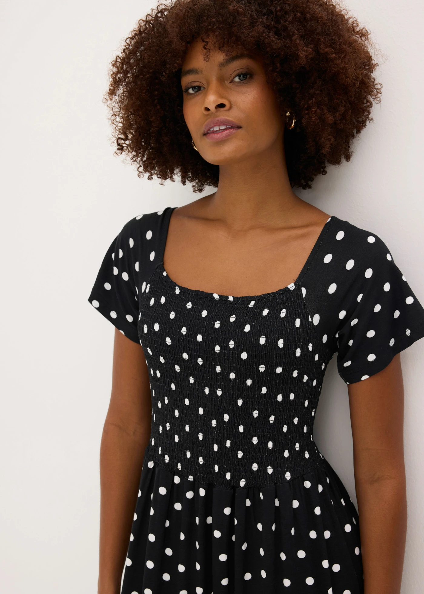 Robe longue en viscose • noir pois écru • Boutique bonprix