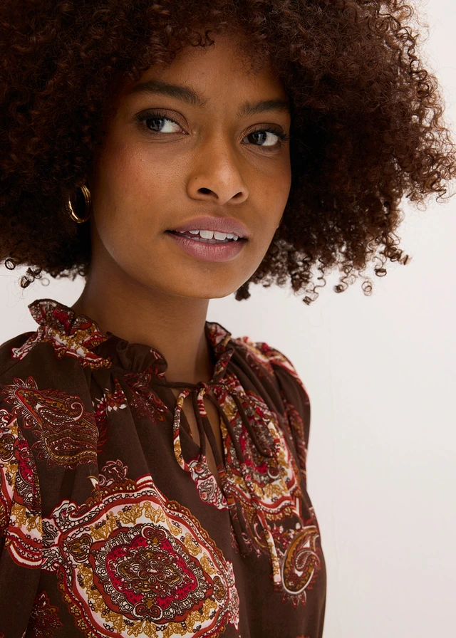 Rochie din șifon • maro închis cu imprimeu • magazin bonprix