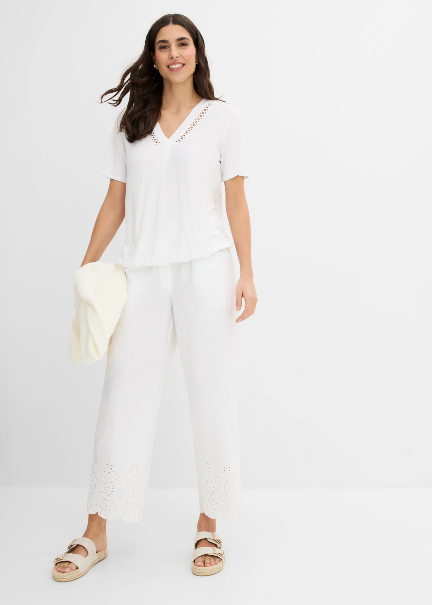 T-shirt en viscose extensible • blanc • Boutique bonprix