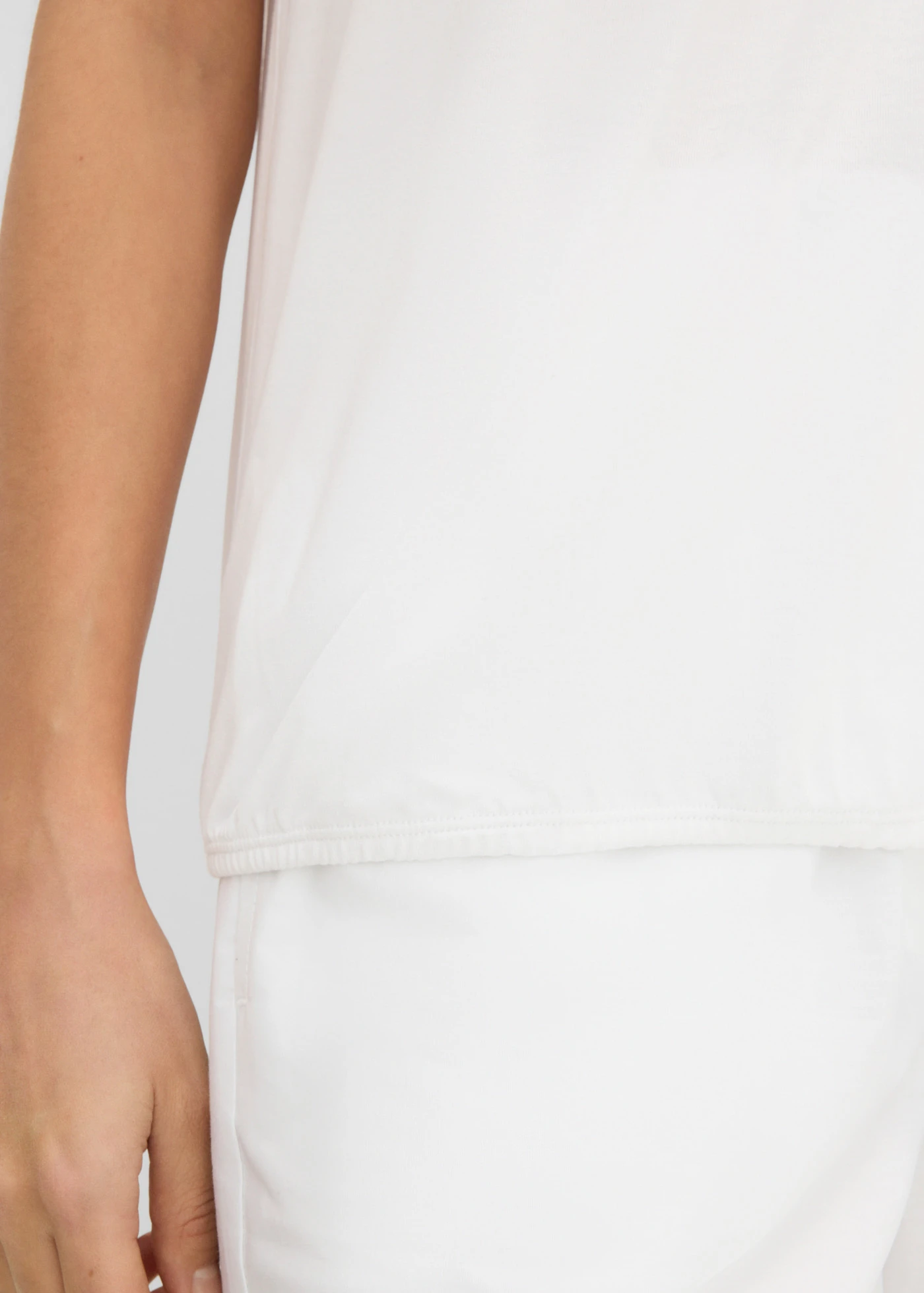 T-shirt en viscose extensible • blanc • Boutique bonprix