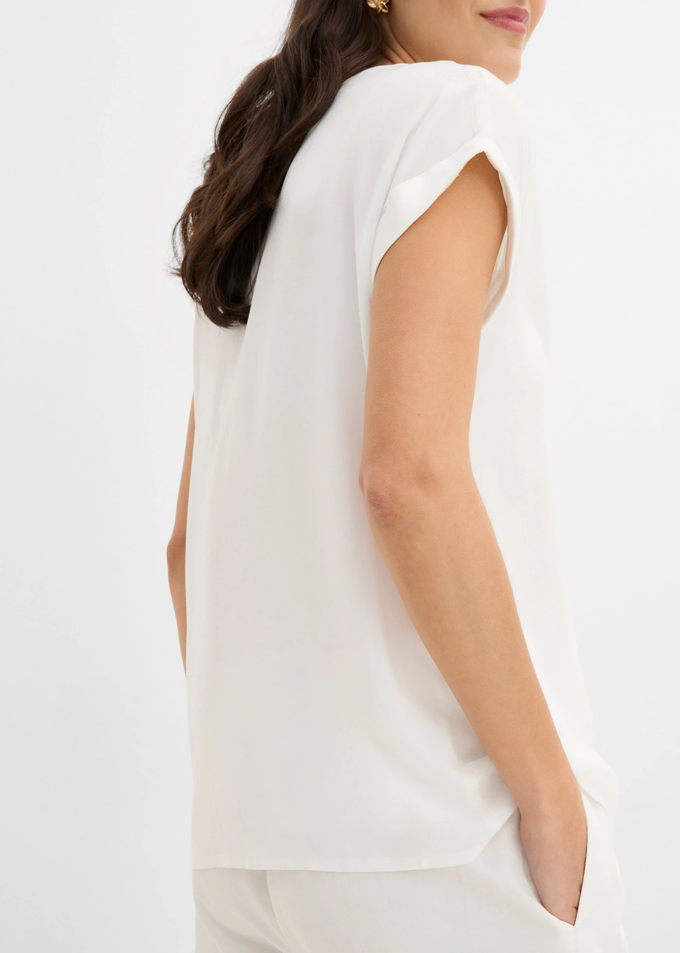 Blouse 100% viscose • écru • Boutique bonprix