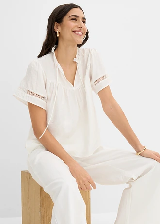 Blouse met korte mouwen en kanten inzetstukken • parelwit • bonprix online shop