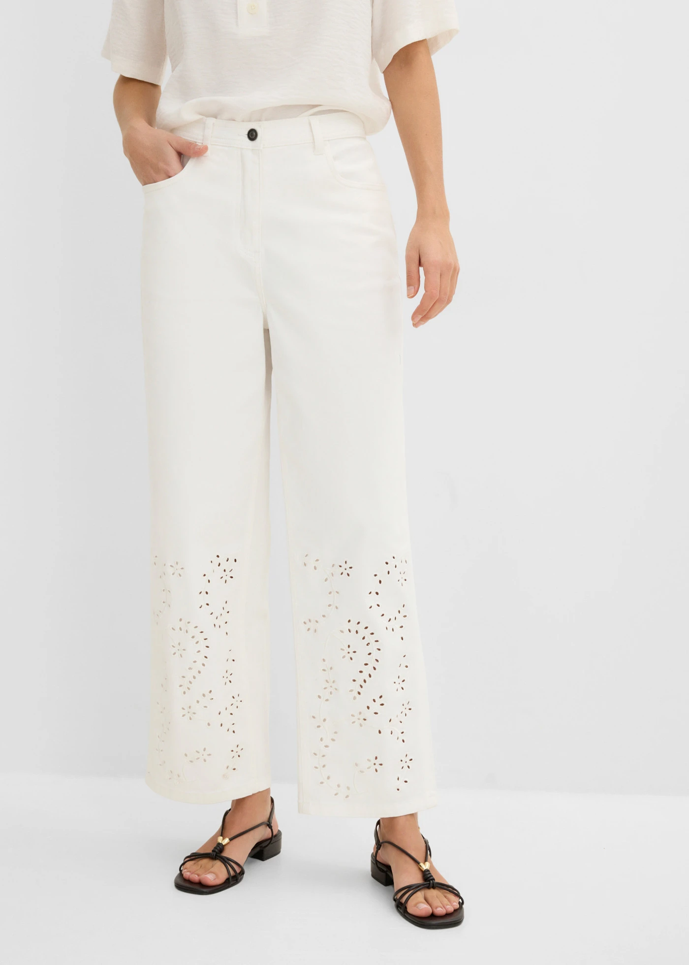 Twill broek met broderie anglaise • wolwit • bonprix online shop