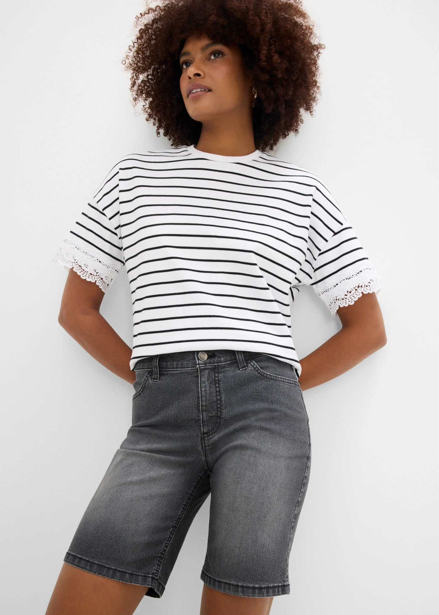 Jeans bermuda, mid waist • zwart denim used • bonprix online shop