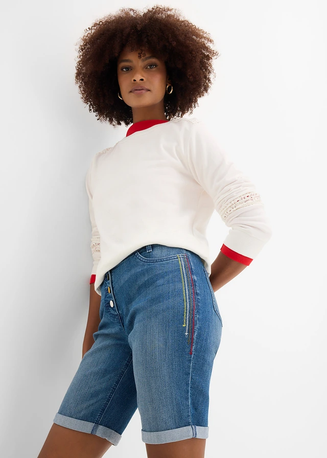 Farmer bermuda Mid Waist, hímzéssel és kényelmes derékpánttal • kék denim • bonprix áruház