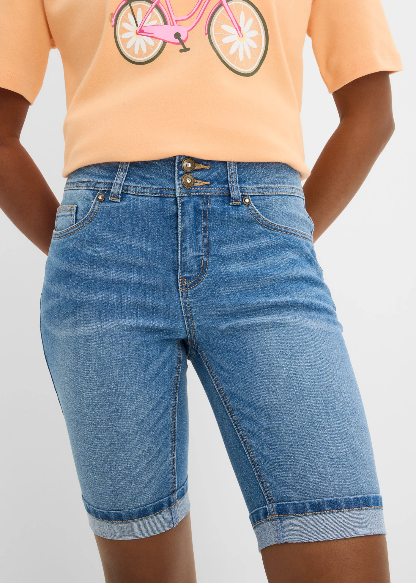 Bermude de blugi cu talie medie • bleu denim uzat • magazin bonprix