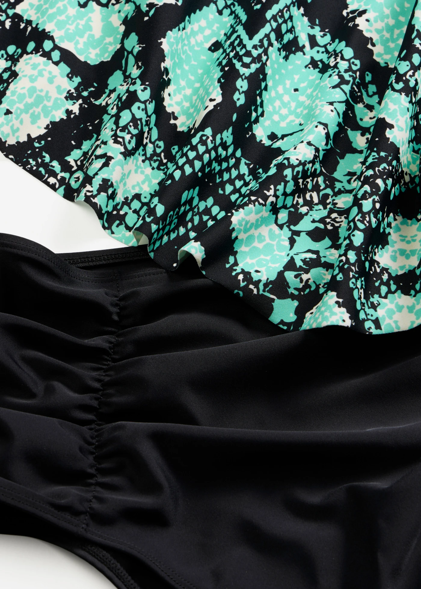 Tankini à imprimé python (ens. 2 pces) • vert menthe-noir python • Boutique bonprix