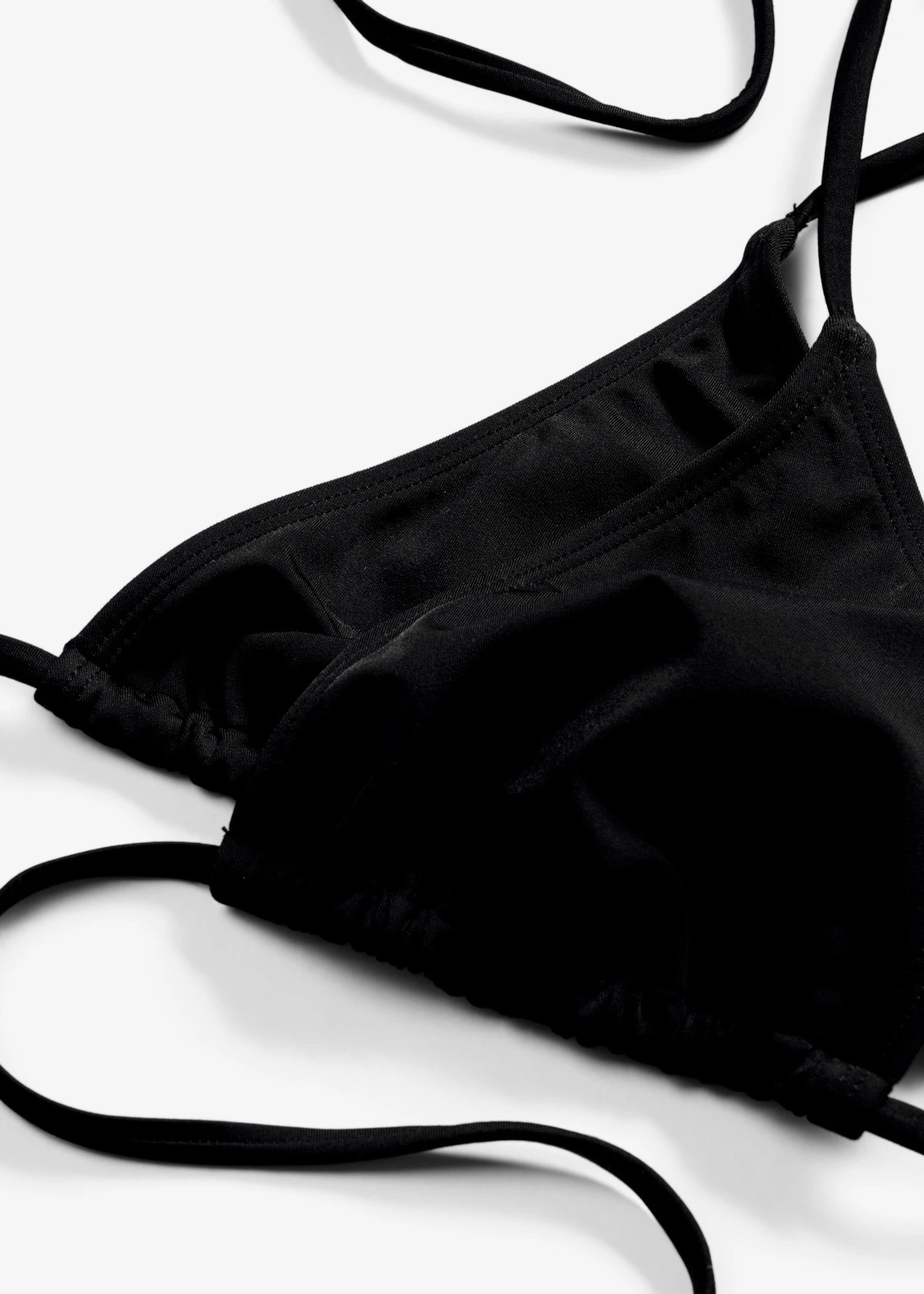 Trojúhelníková bikinová podprsenka, dvojbalení • černá + černá • bonprix obchod