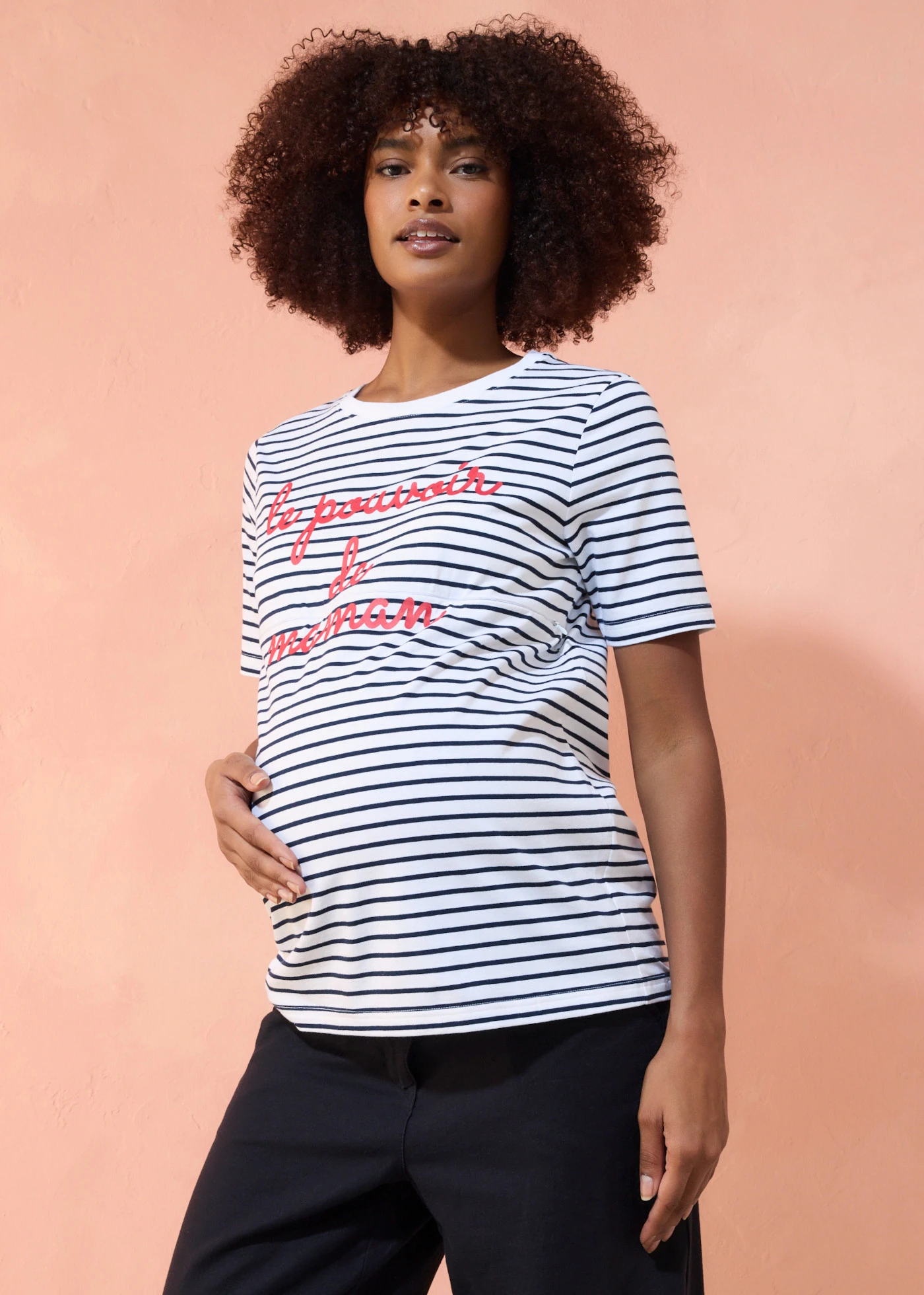 2-in-1 zwangerschaps- en borstvoedingsshirt van biologisch katoen • wit-donkerblauw gestreept • bonprix online shop