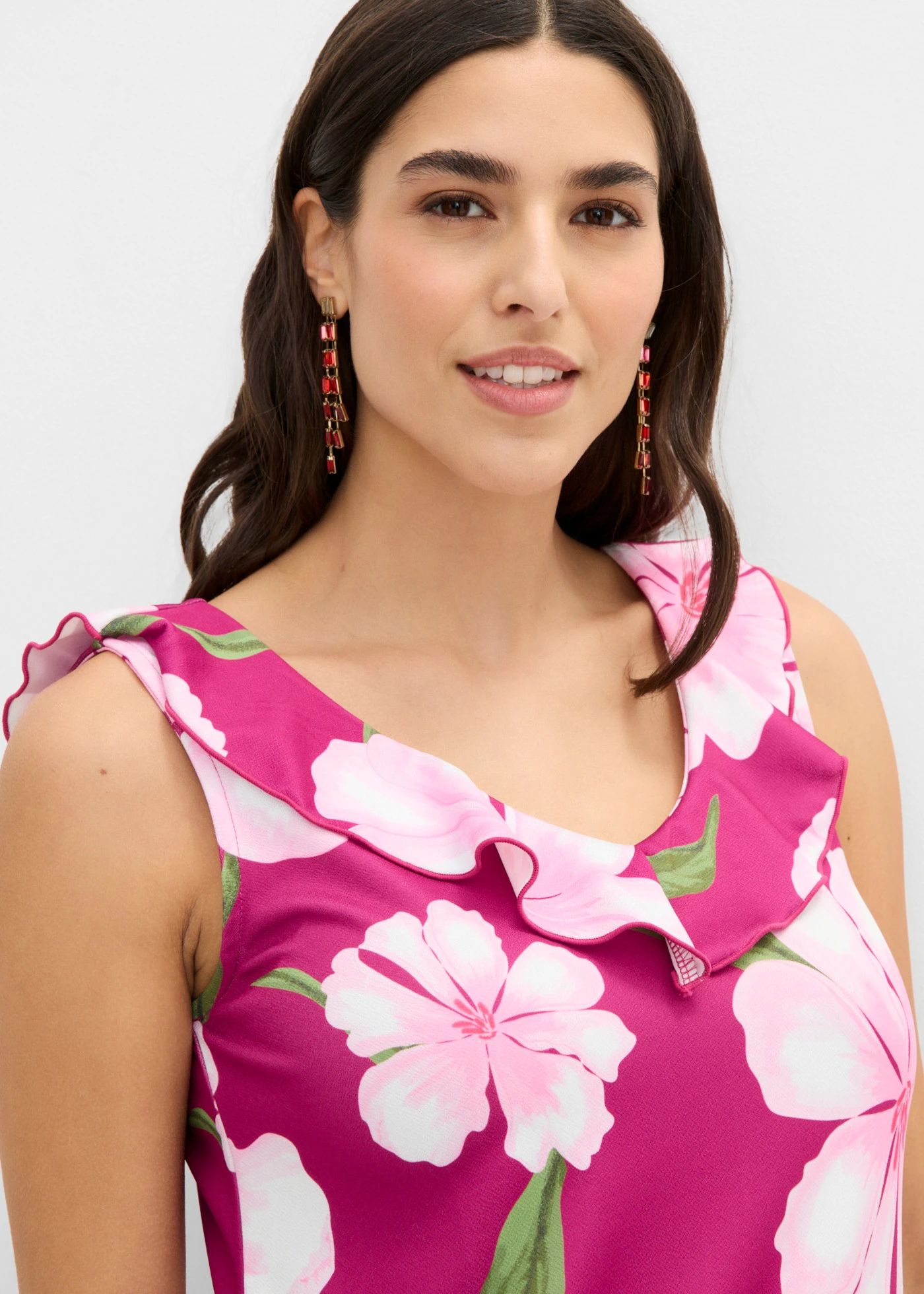 Rochie din jerse • pink-fucsia înflorat • magazin bonprix