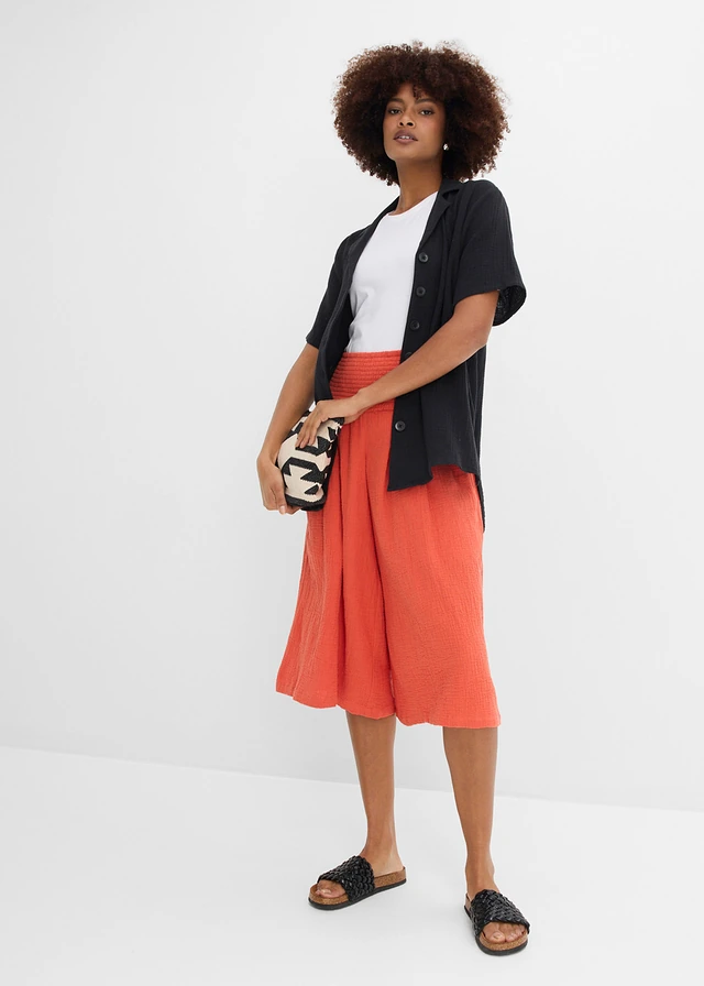 Pantaloni capri din muselină moale negru