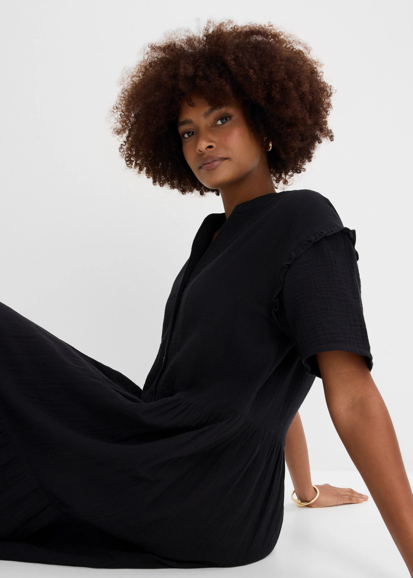 Midi jurk van zachte mousseline • zwart • bonprix online shop