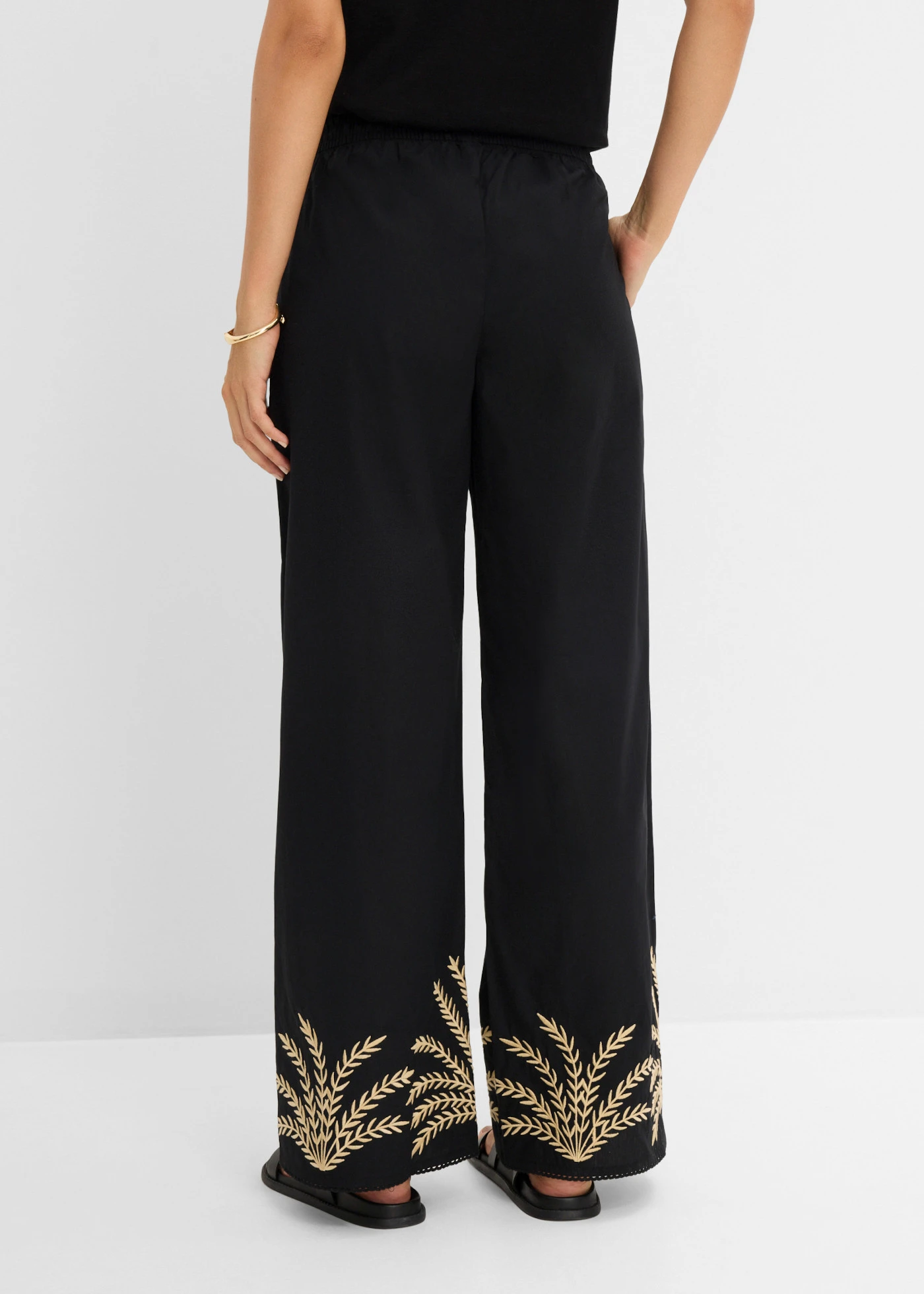 Pantalon palazzo à broderie • noir + sable clair • Boutique bonprix