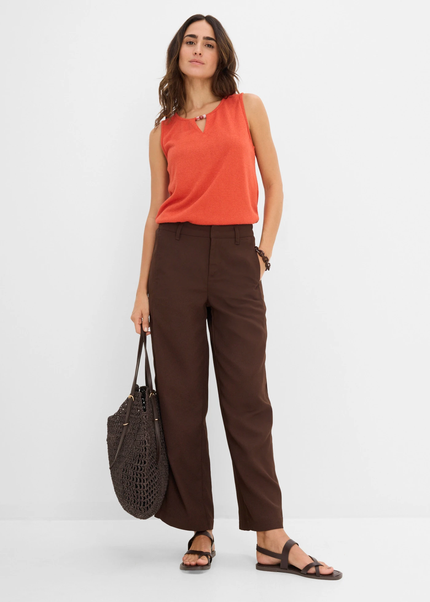 Pantalon d’été raccourci • marron foncé • Boutique bonprix