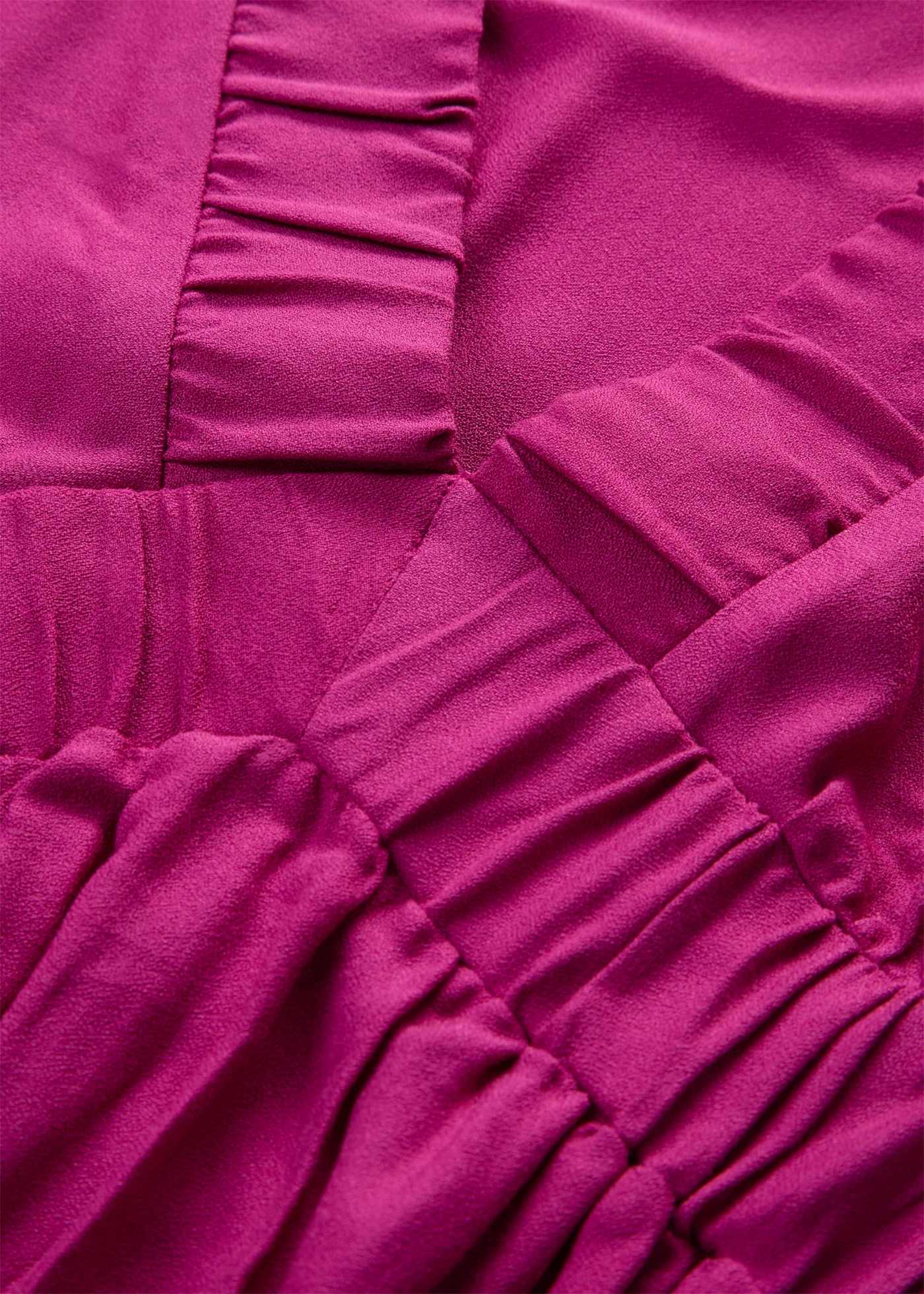Stupňovité maxi šaty ze splývavé viskózy • fuchsiově pink • bonprix obchod