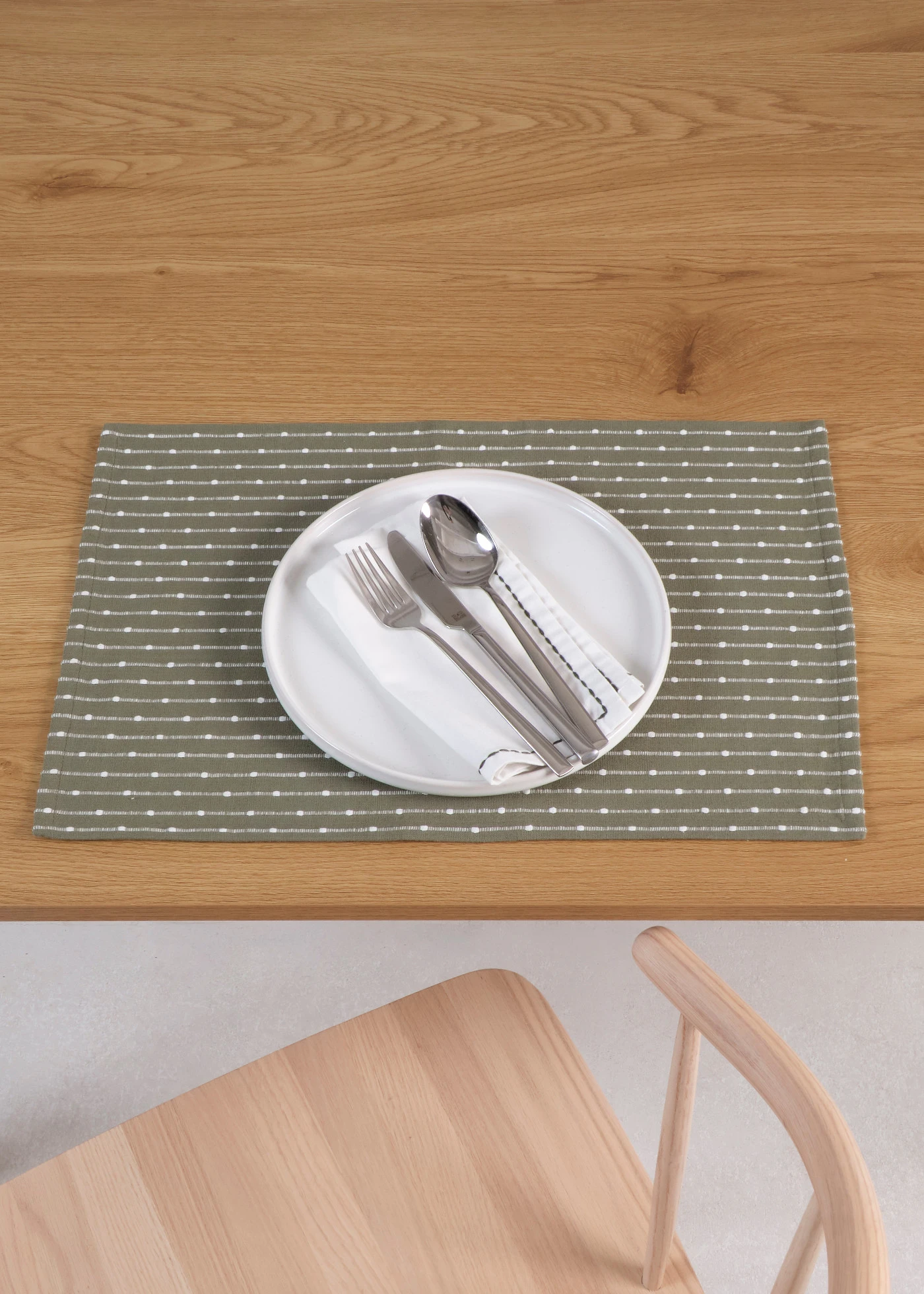 Lot de 2  sets de table tissés en coton • olive-crème • Boutique bonprix