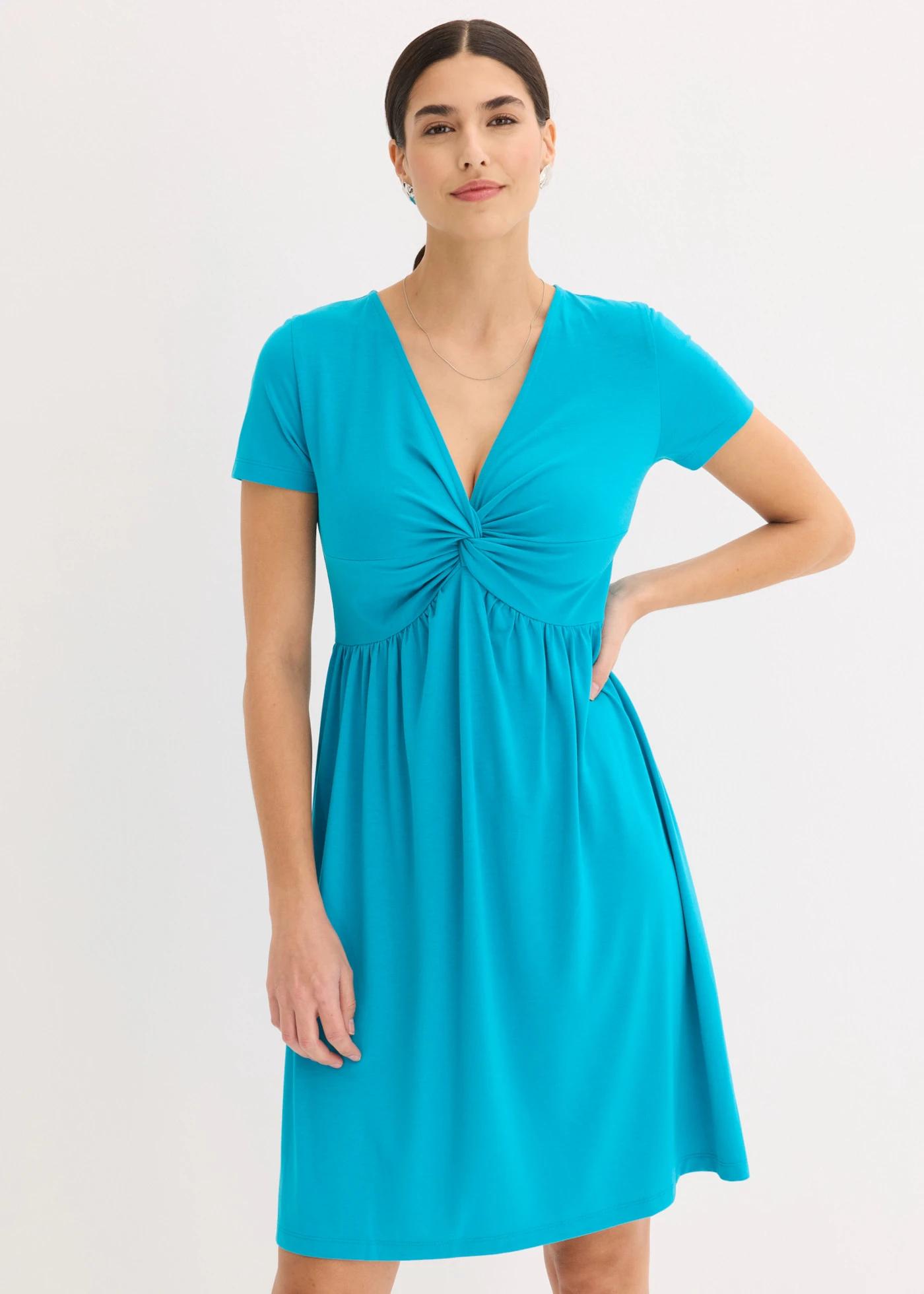Robe en jersey à décolleté plongeant • bleu lagon • Boutique bonprix