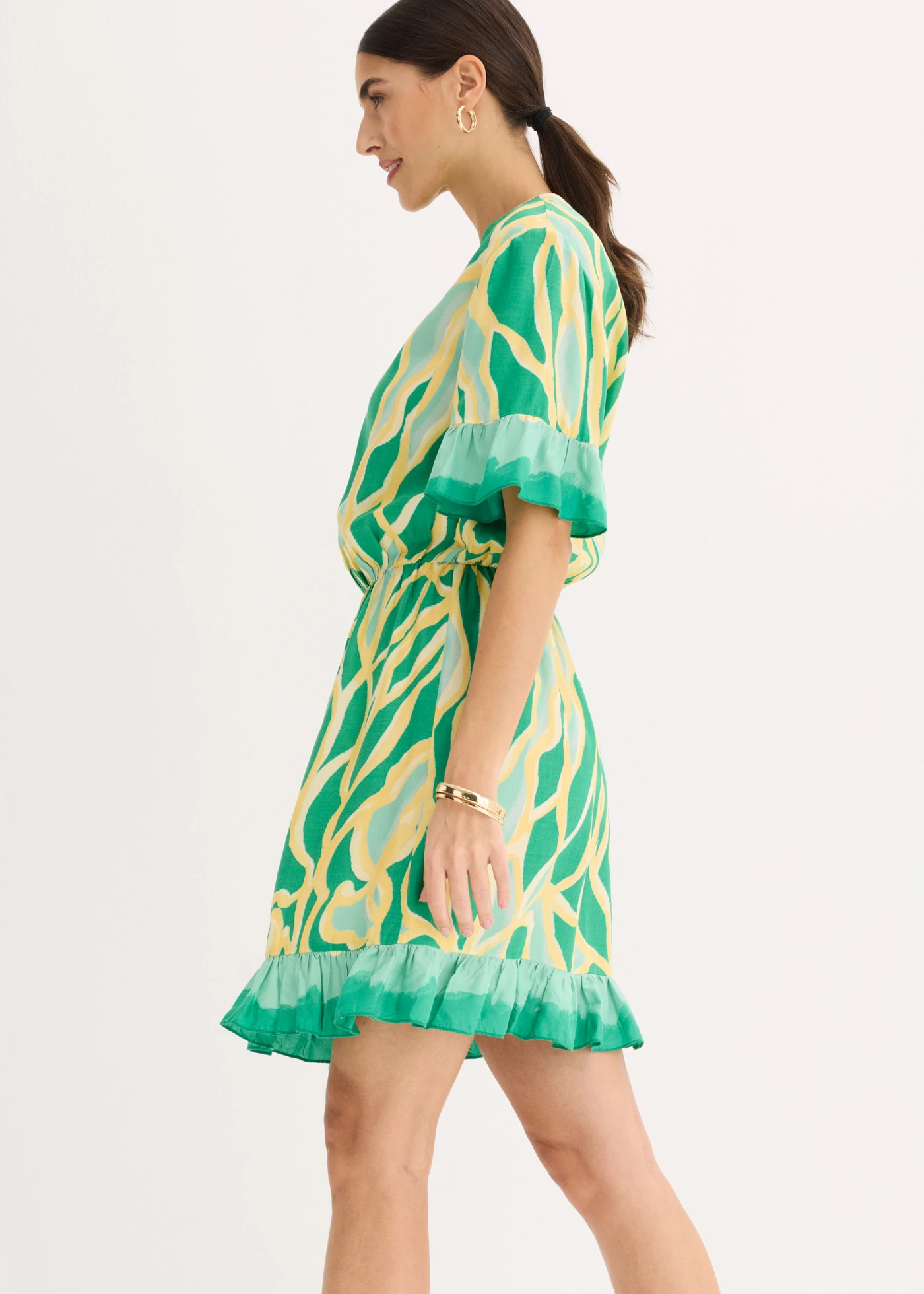 Robe en mousseline volantée • menthe cristal-jaune clair imprimé • Boutique bonprix