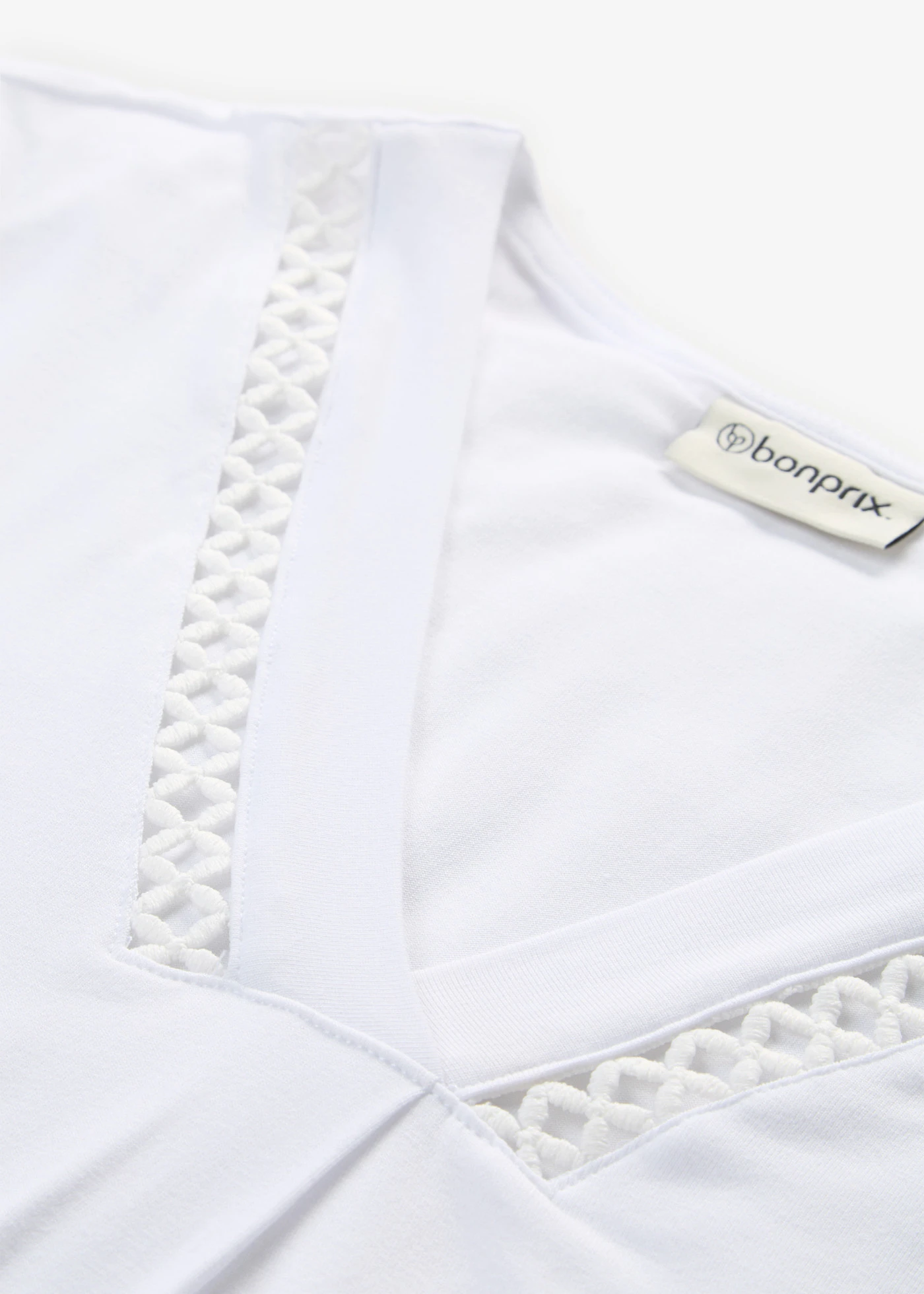 Bluză din tricot cu viscoză • alb • magazin bonprix