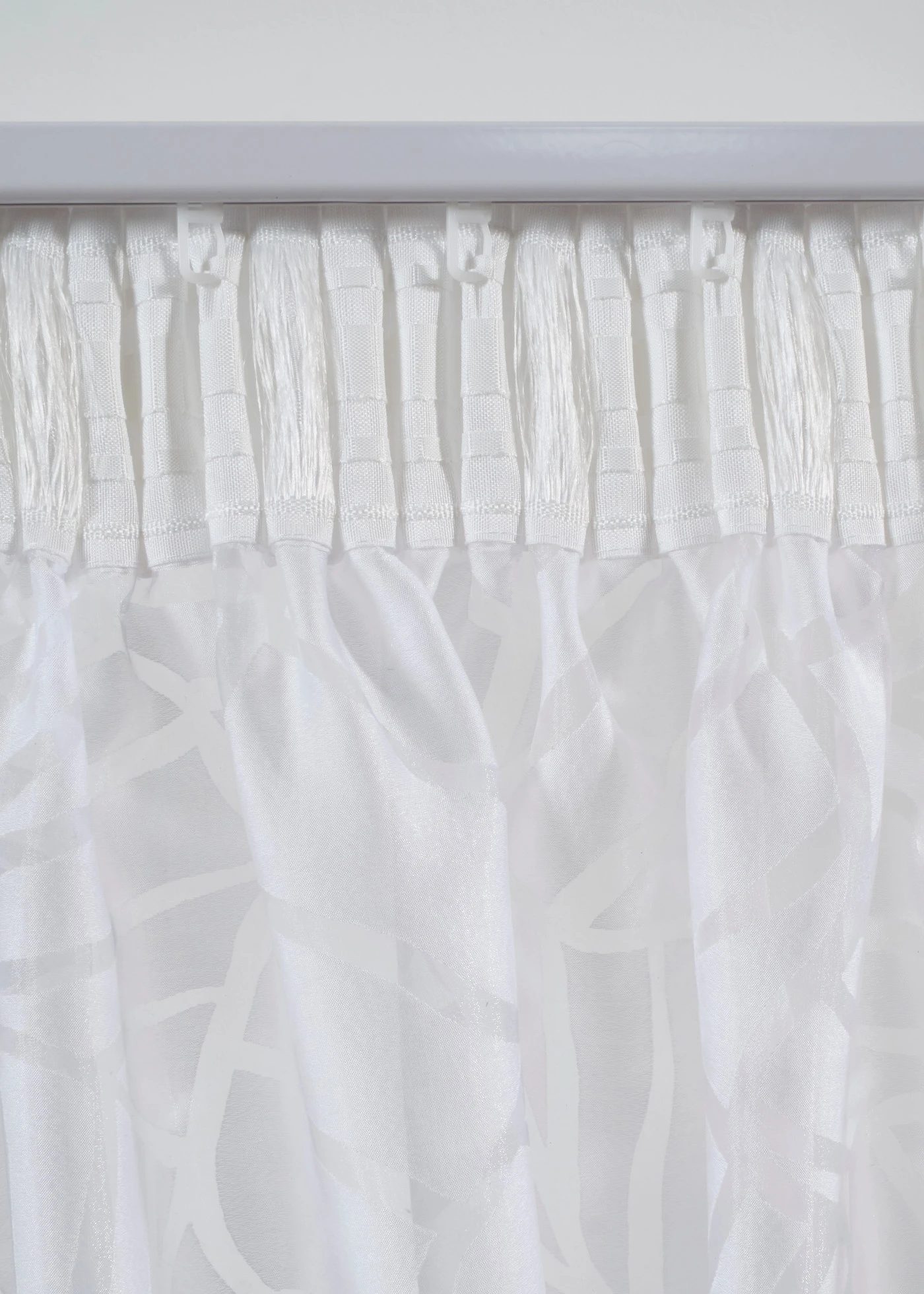 Voilage en tissu dévoré (1 pce) • blanc/gris • Boutique bonprix