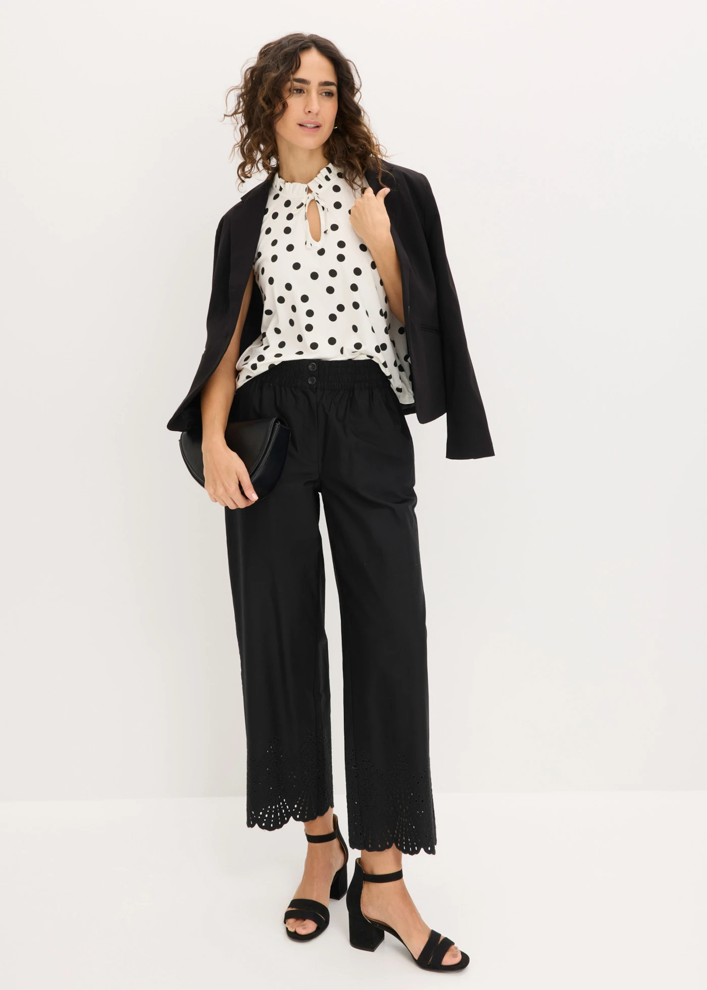 Jersey top in een viscosemix • wolwit-zwart gestippeld • bonprix online shop