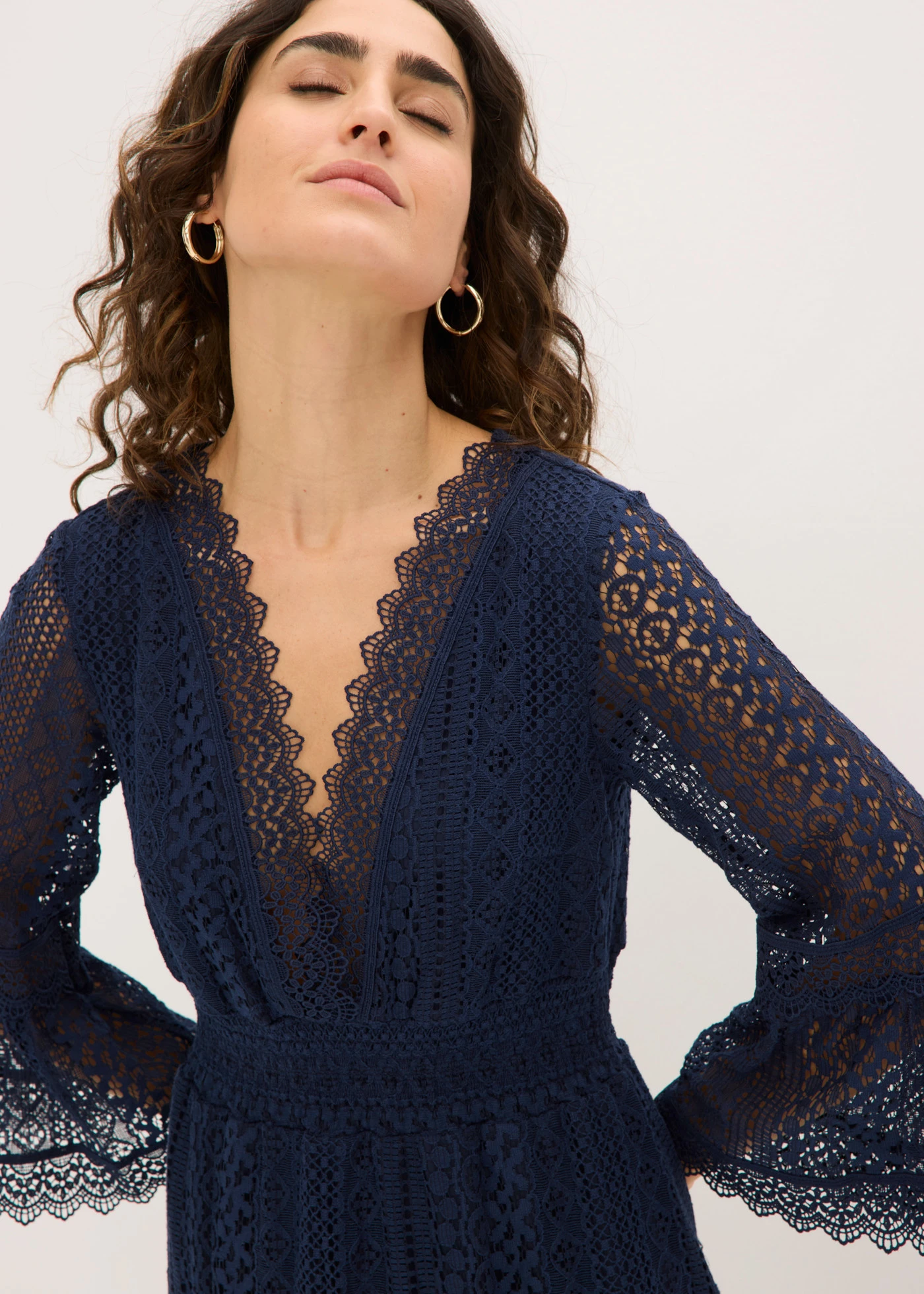 Robe longue aspect crochet • bleu foncé • Boutique bonprix
