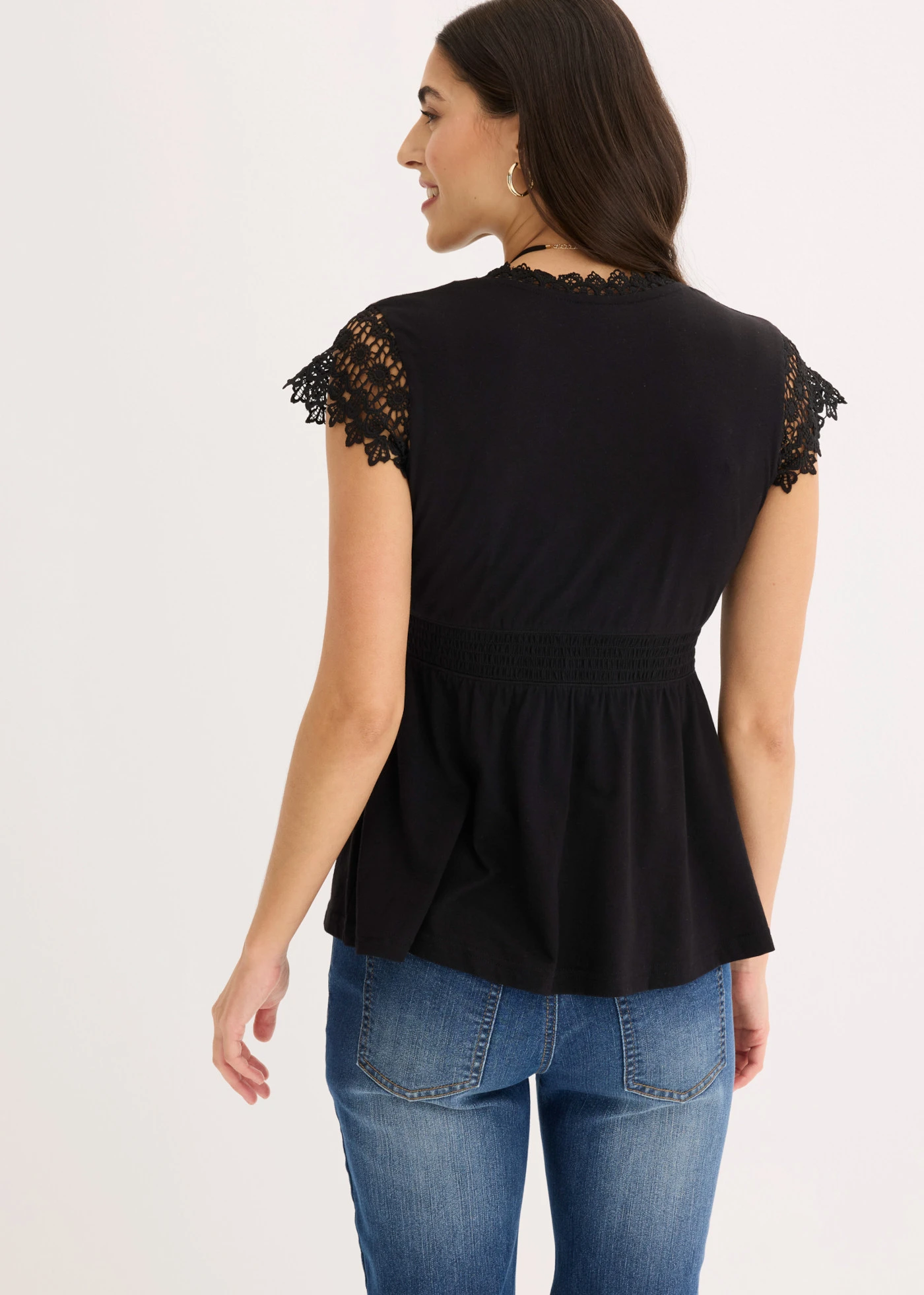 Bluză tricot cu dantelă • negru • magazin bonprix