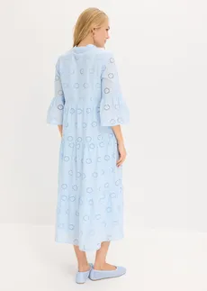 Robe longue 100% coton à broderies anglaises • bleu poudré • Boutique bonprix