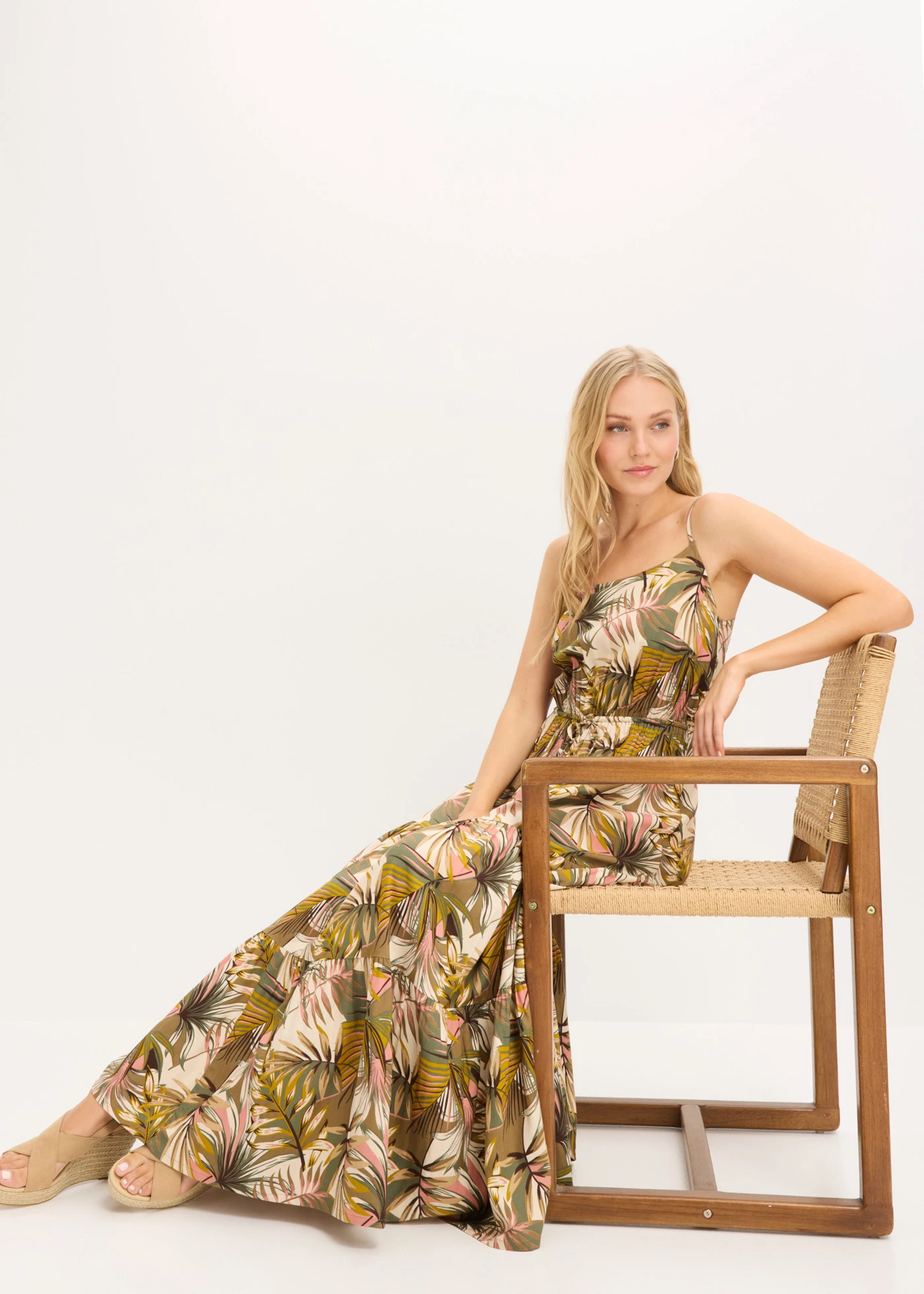 Maxi jurk van soepele viscose • natuurgroen gedessineerd • bonprix online shop