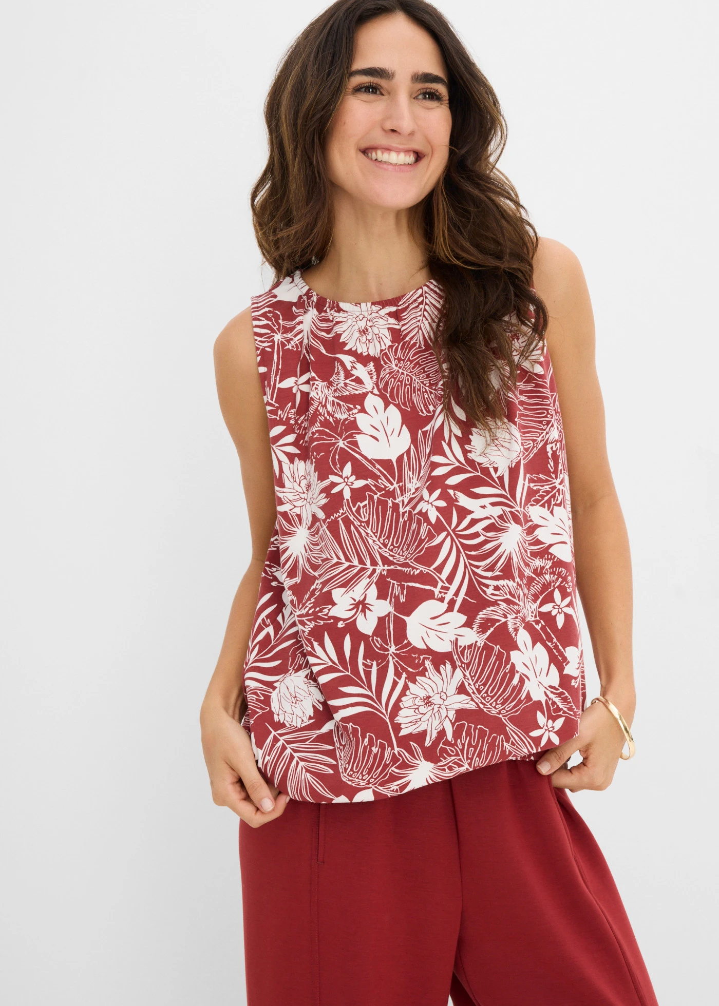 Top z dżerseju z mieszanki wiskozy • czerwony pustynny-biel wełny z nadrukiem • sklep bonprix