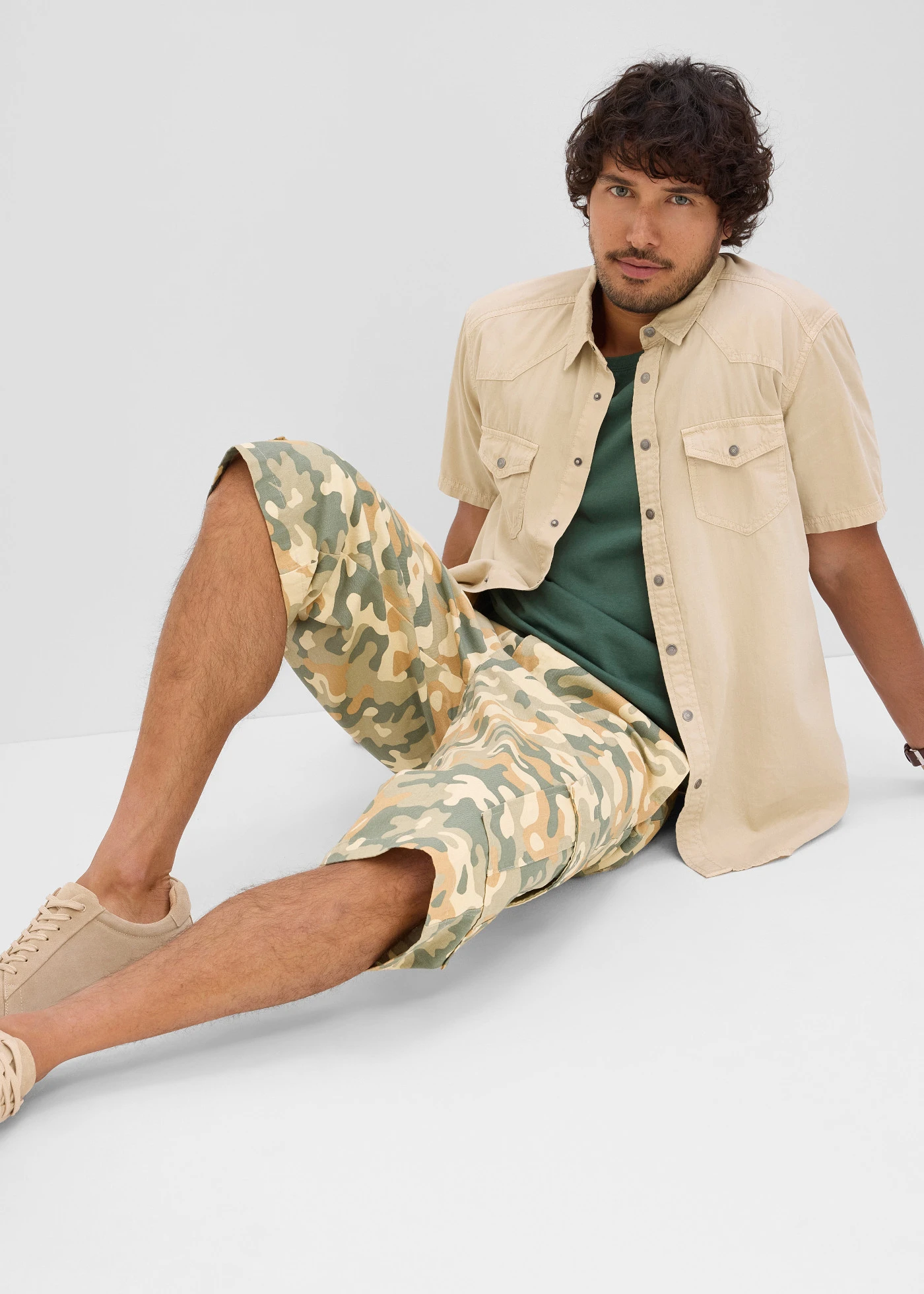 Lange cargo bermuda van twill, Loose Fit • camouflage • bonprix online shop