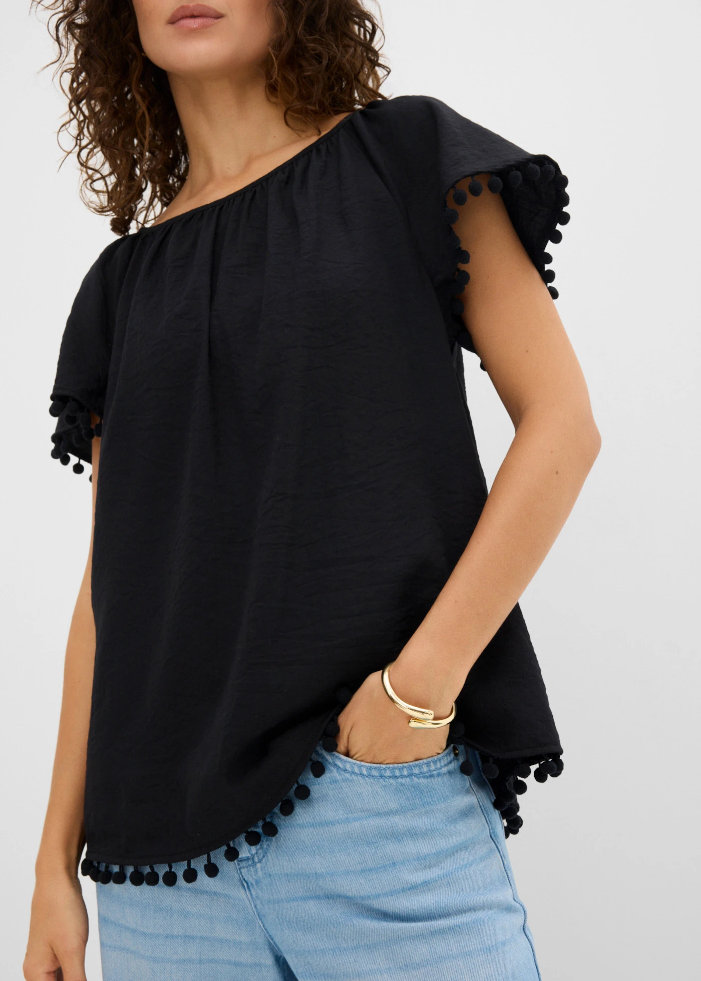 Blouse in een zachte viscosemix • zwart • bonprix online shop