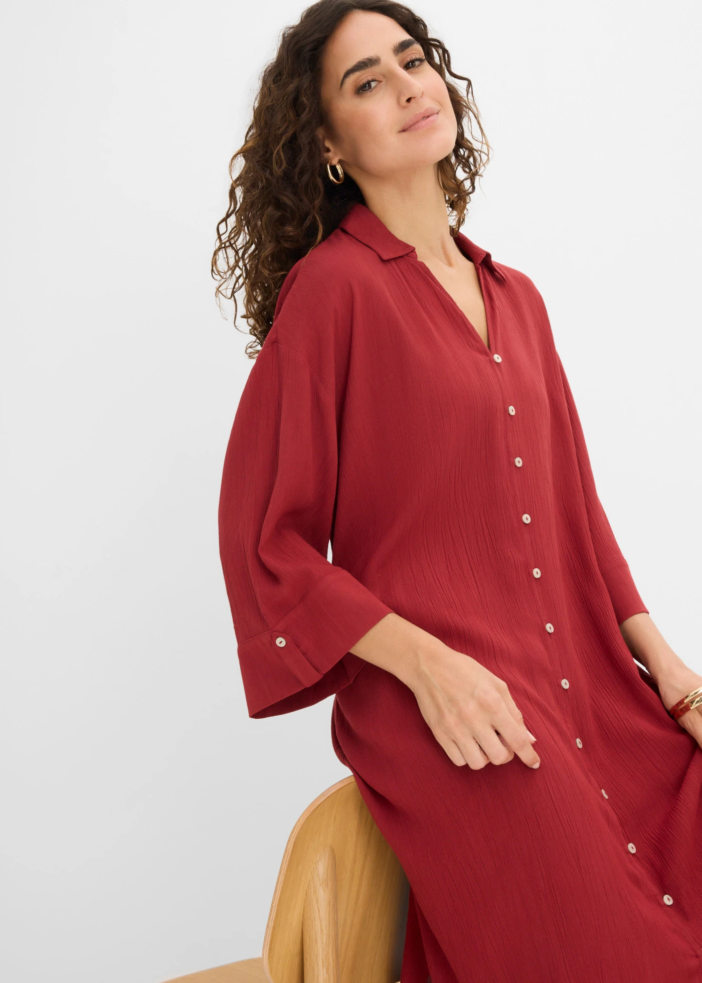 Rochie tip caftan din viscoză fluidă • roșu oxid • magazin bonprix