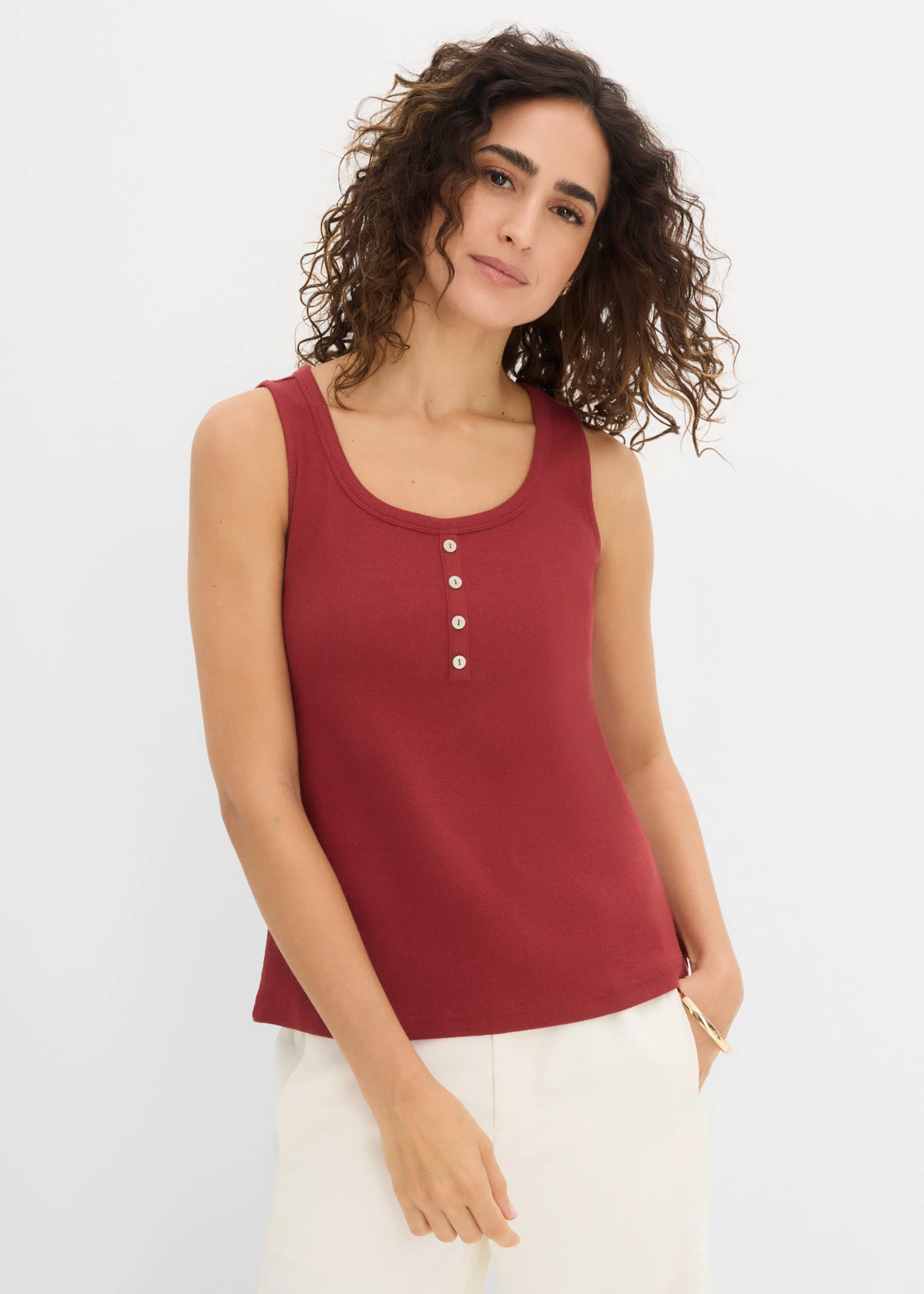 Heuplange geribde top • woestijnrood • bonprix online shop