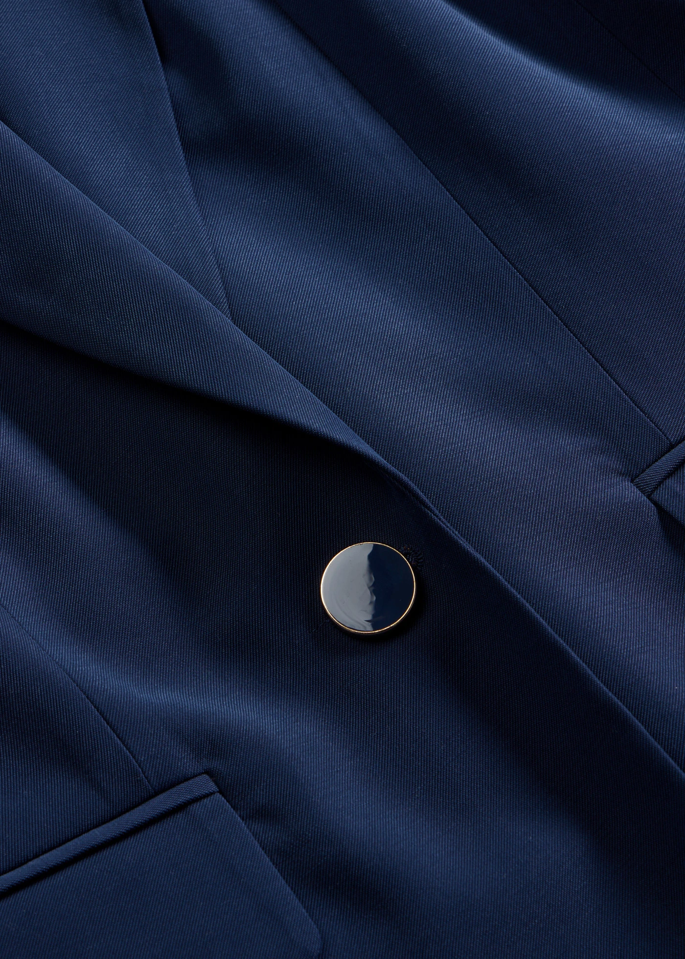 Blazer lejer cu mâneci 3/4 din viscoză • bleumarin • magazin bonprix