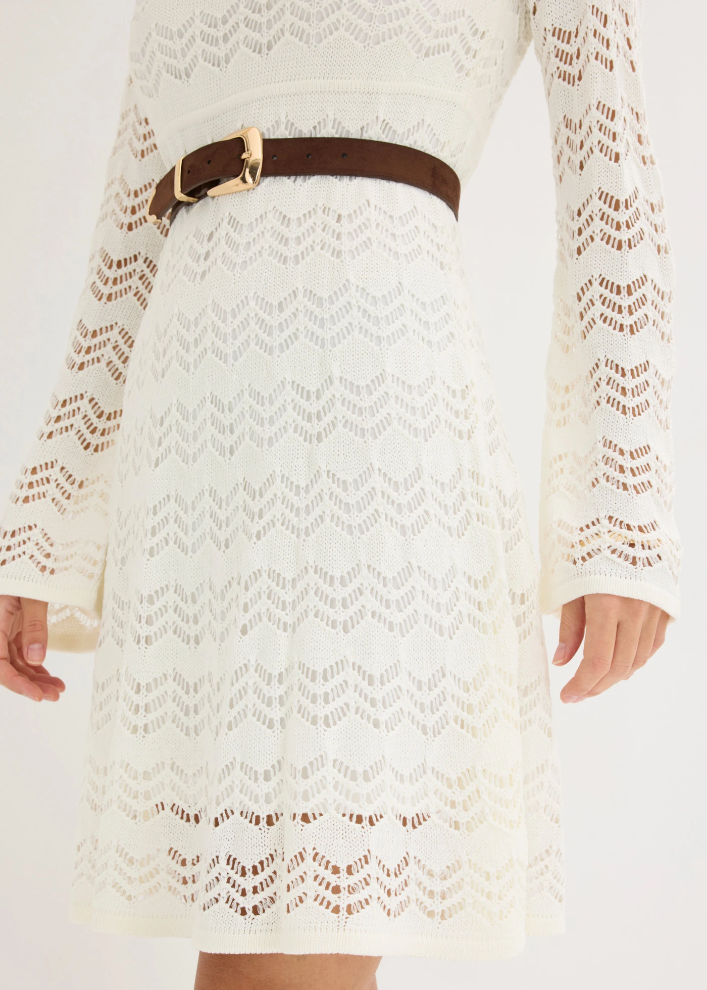 Horgolt ruha trombita ujjakkal • gyapjúfehér • bonprix áruház