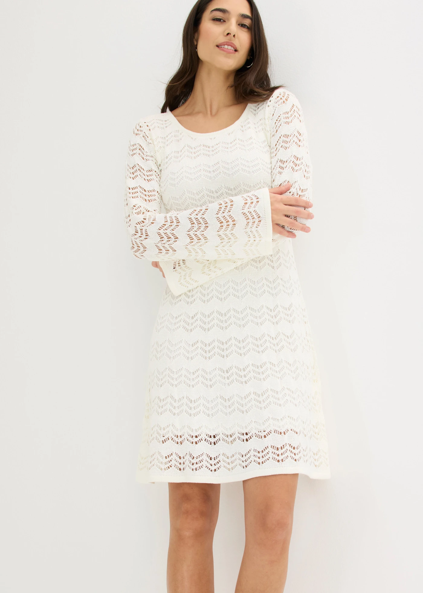 Robe en crochet à manches trompette • écru • Boutique bonprix