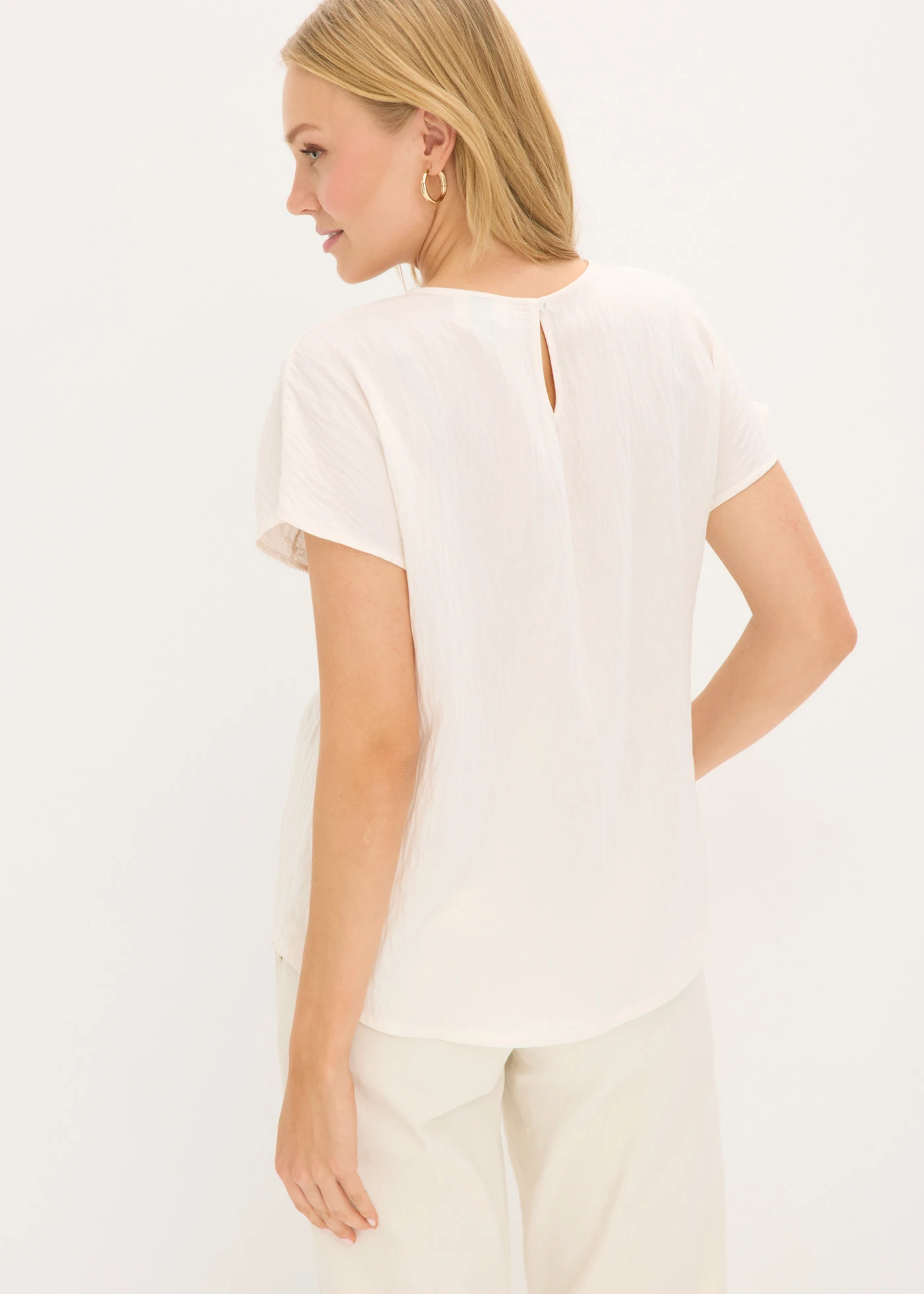 Blouse met bloemenborduursel • parelwit • bonprix online shop